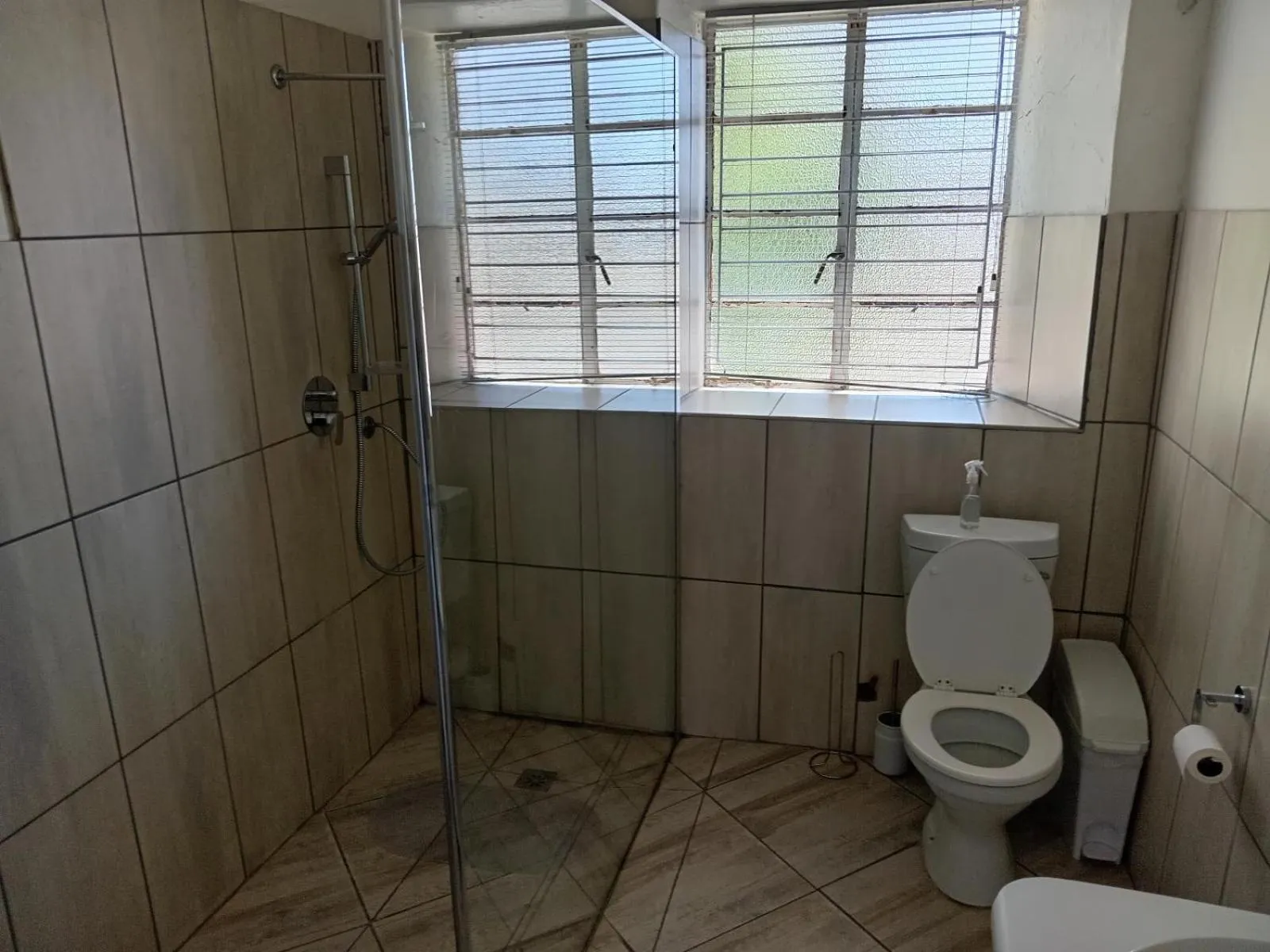 Bathroom in Stellar Dust Guesthouse Previously The Blue Moon Guesthouse