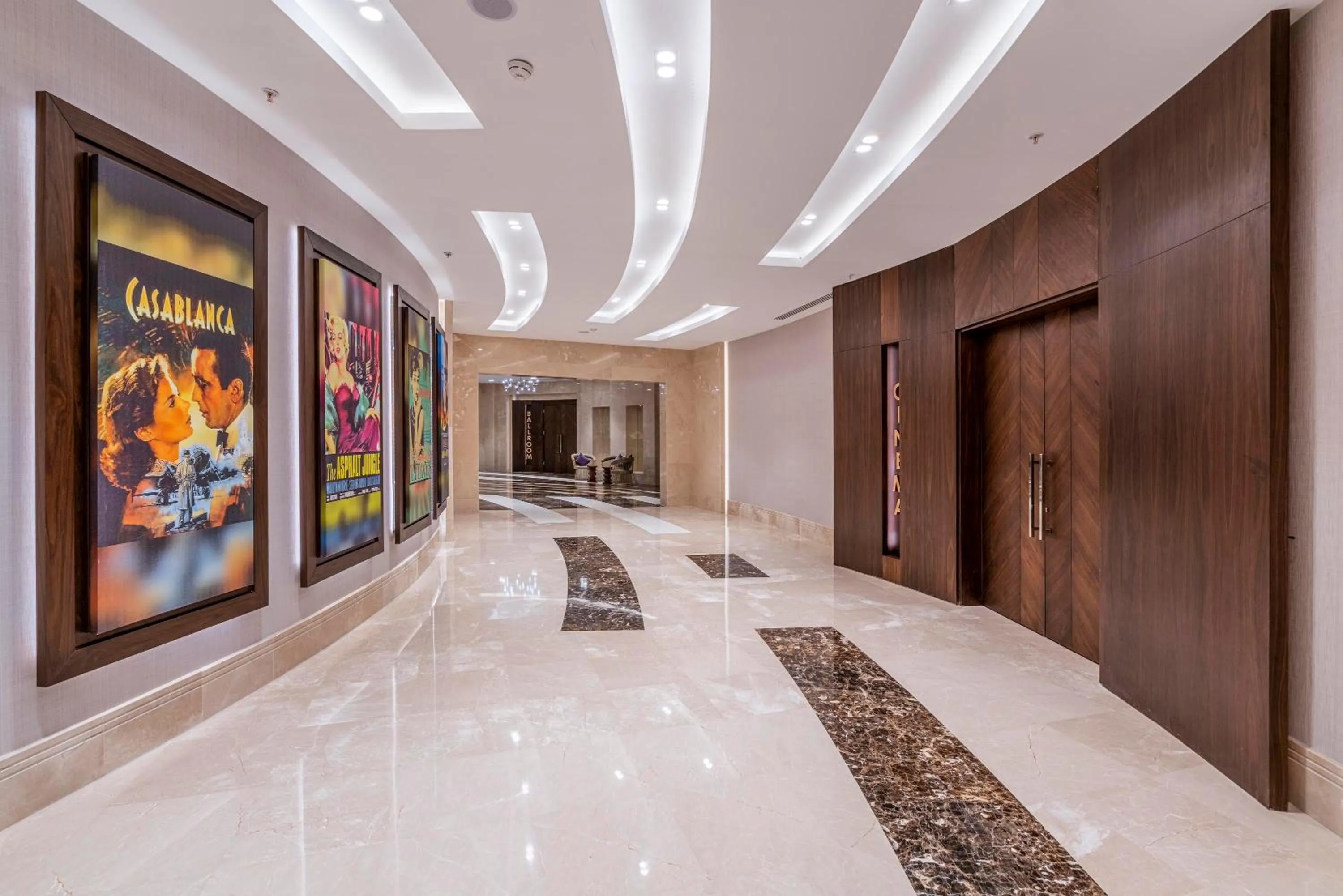 Evening entertainment in Kirman Sidemarin Beach & Spa - All Inclusive