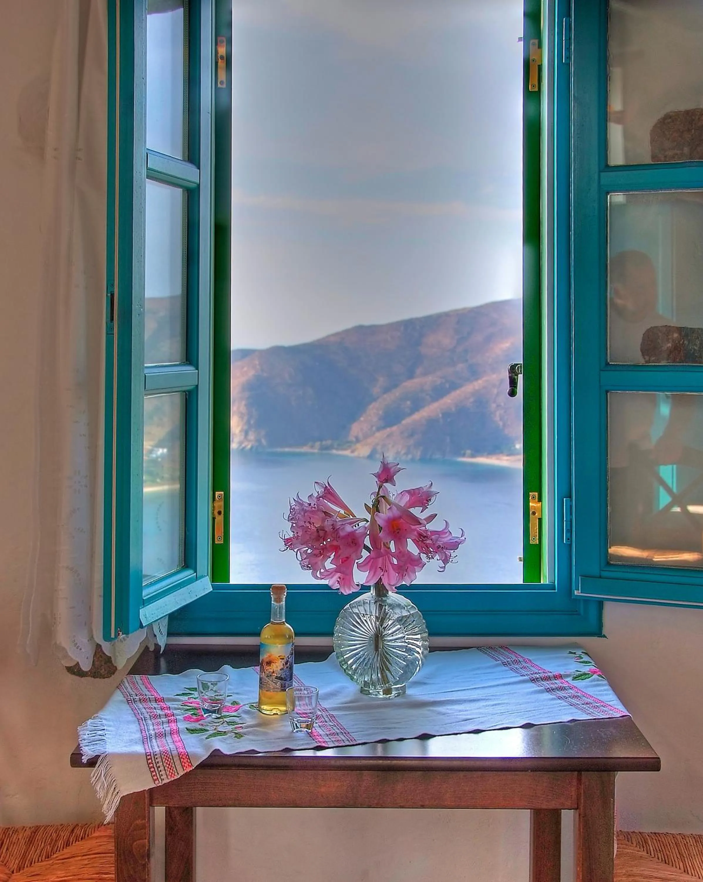 Dining area in Pano Gitonia