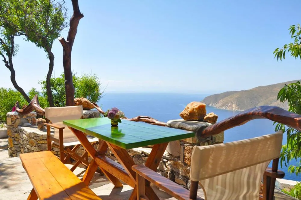 Patio in Pano Gitonia