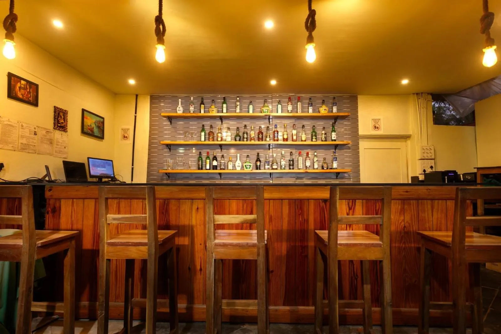 Lounge or bar in Om Shanti Beach Stay Patnem