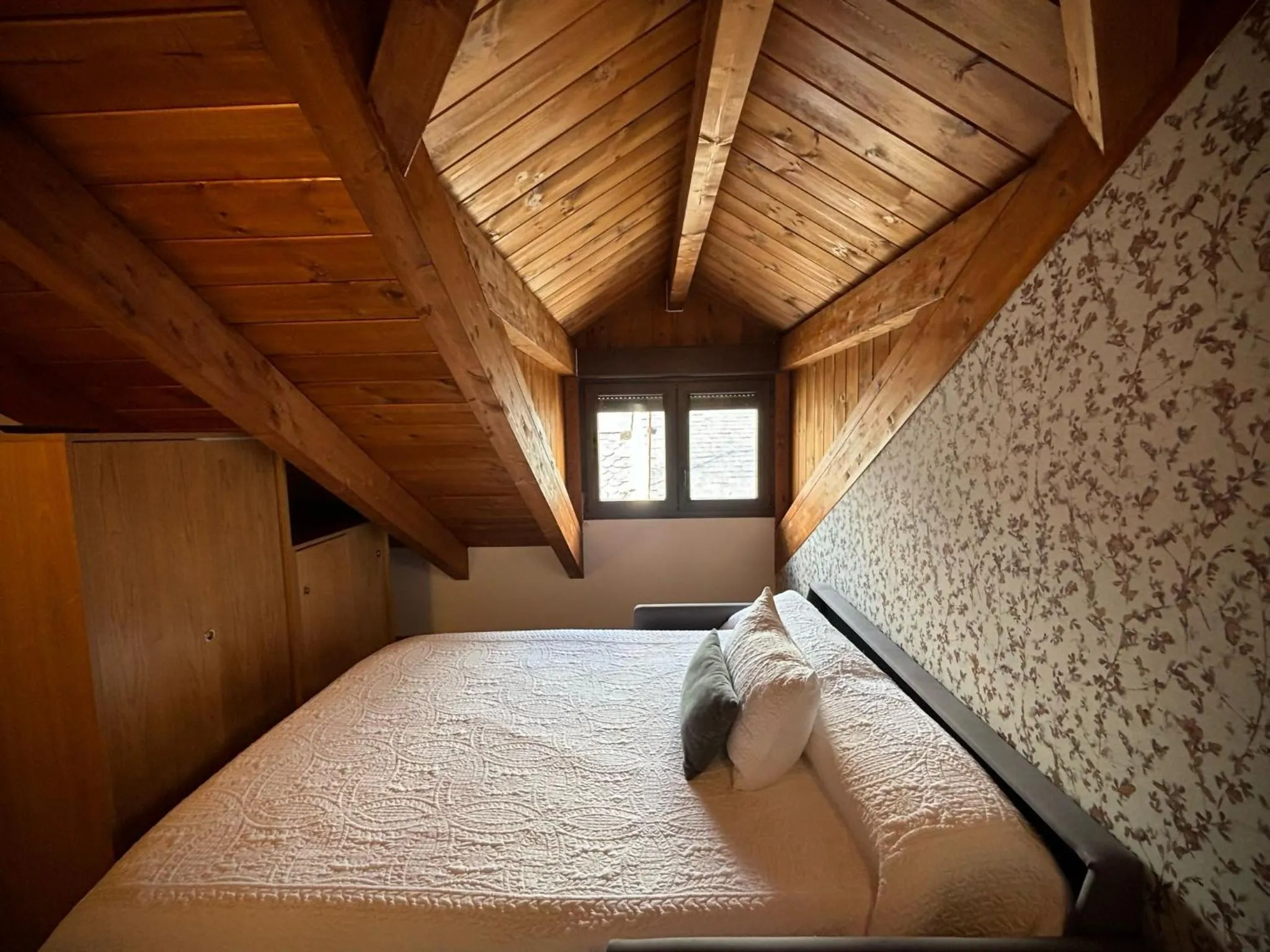 Bed in Hotel Molina Real