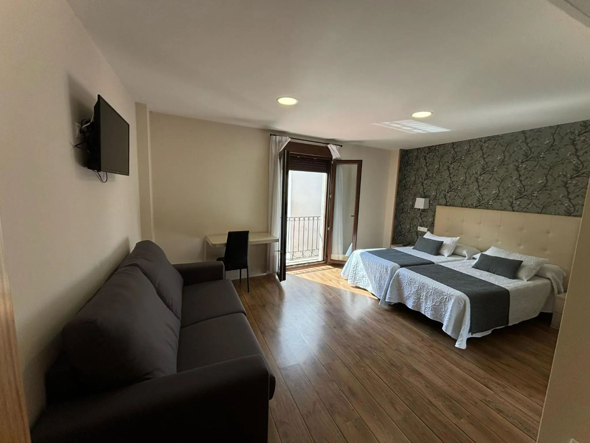 Bed in Hotel Molina Real