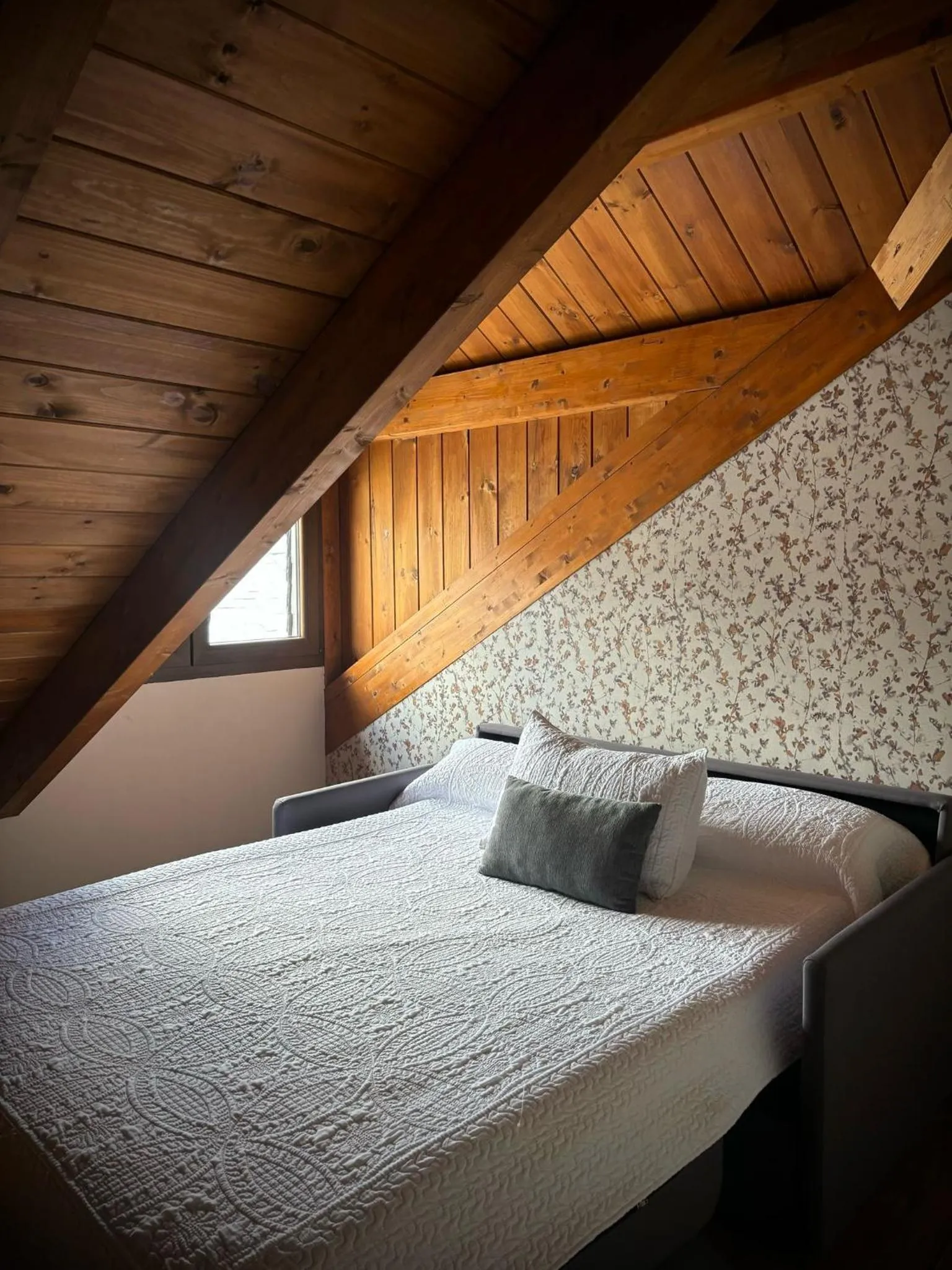 Bed in Hotel Molina Real