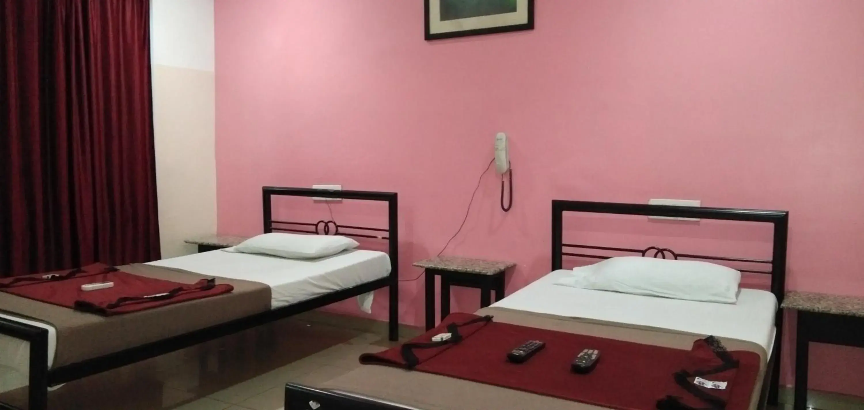 Bed in Deccan Comforts Bed in Deccan Comforts