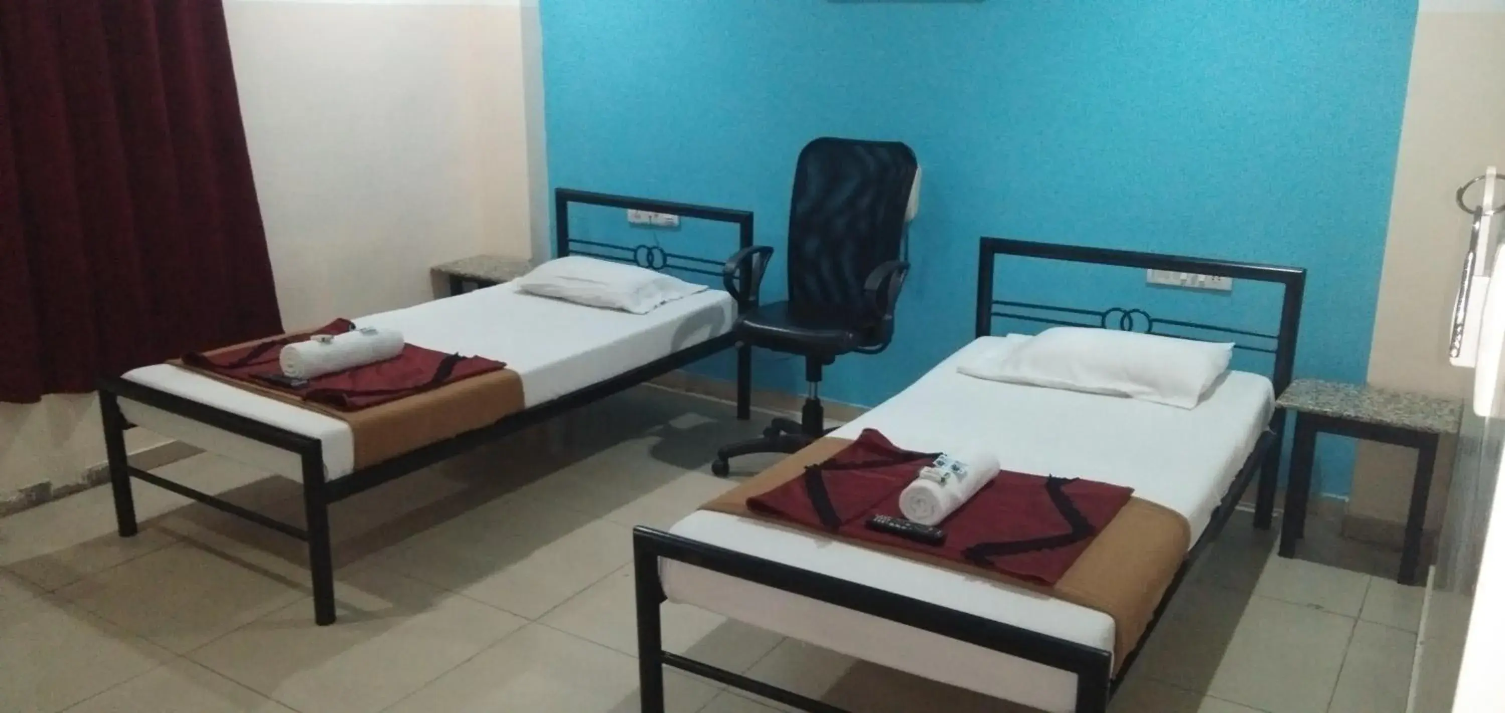 Bed in Deccan Comforts Bed in Deccan Comforts