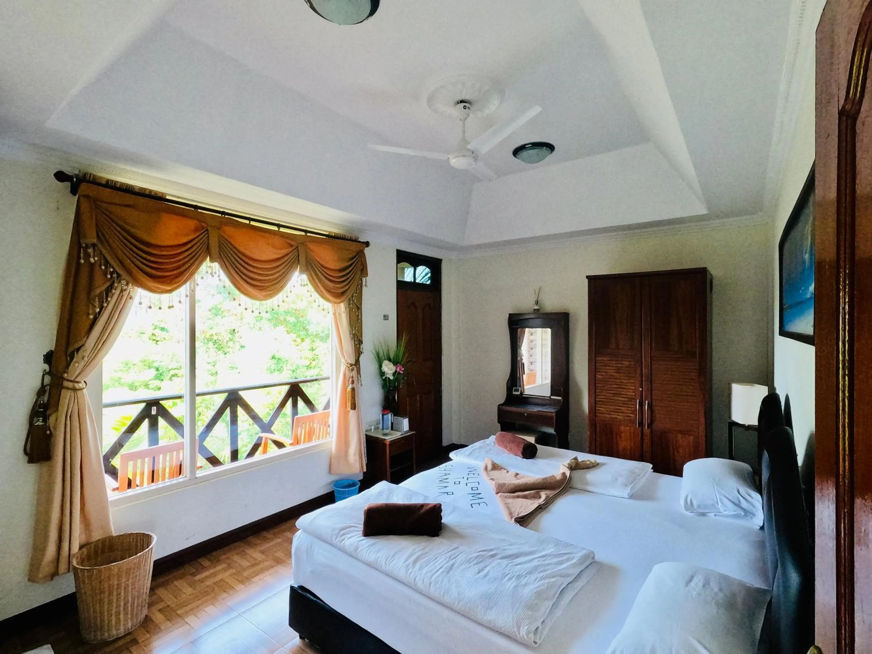 Bed in Shamar Guesthouse & Dive