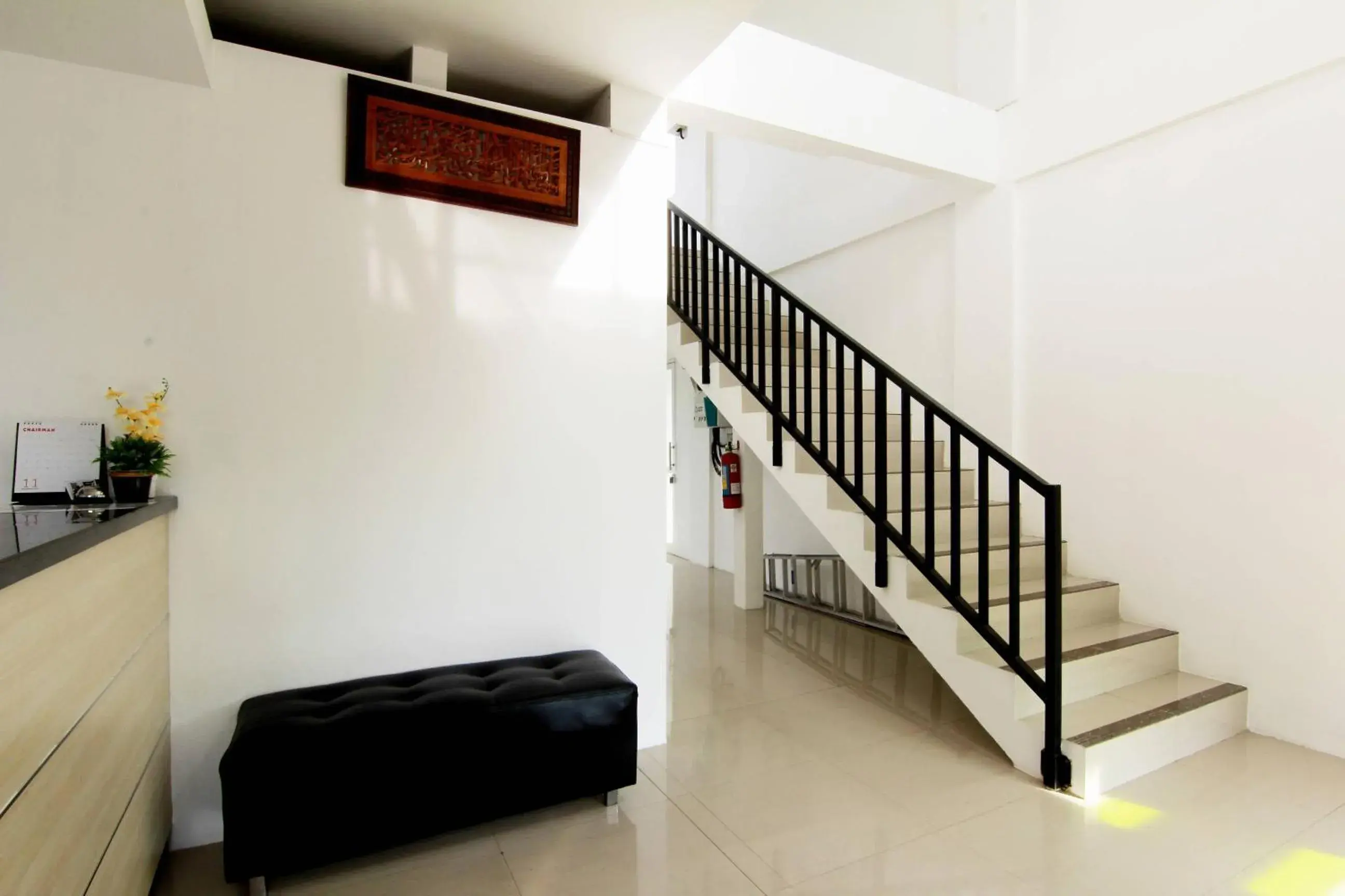 Lobby or reception in Alzara Hotel Syariah Lobby or reception in Alzara Hotel Syariah