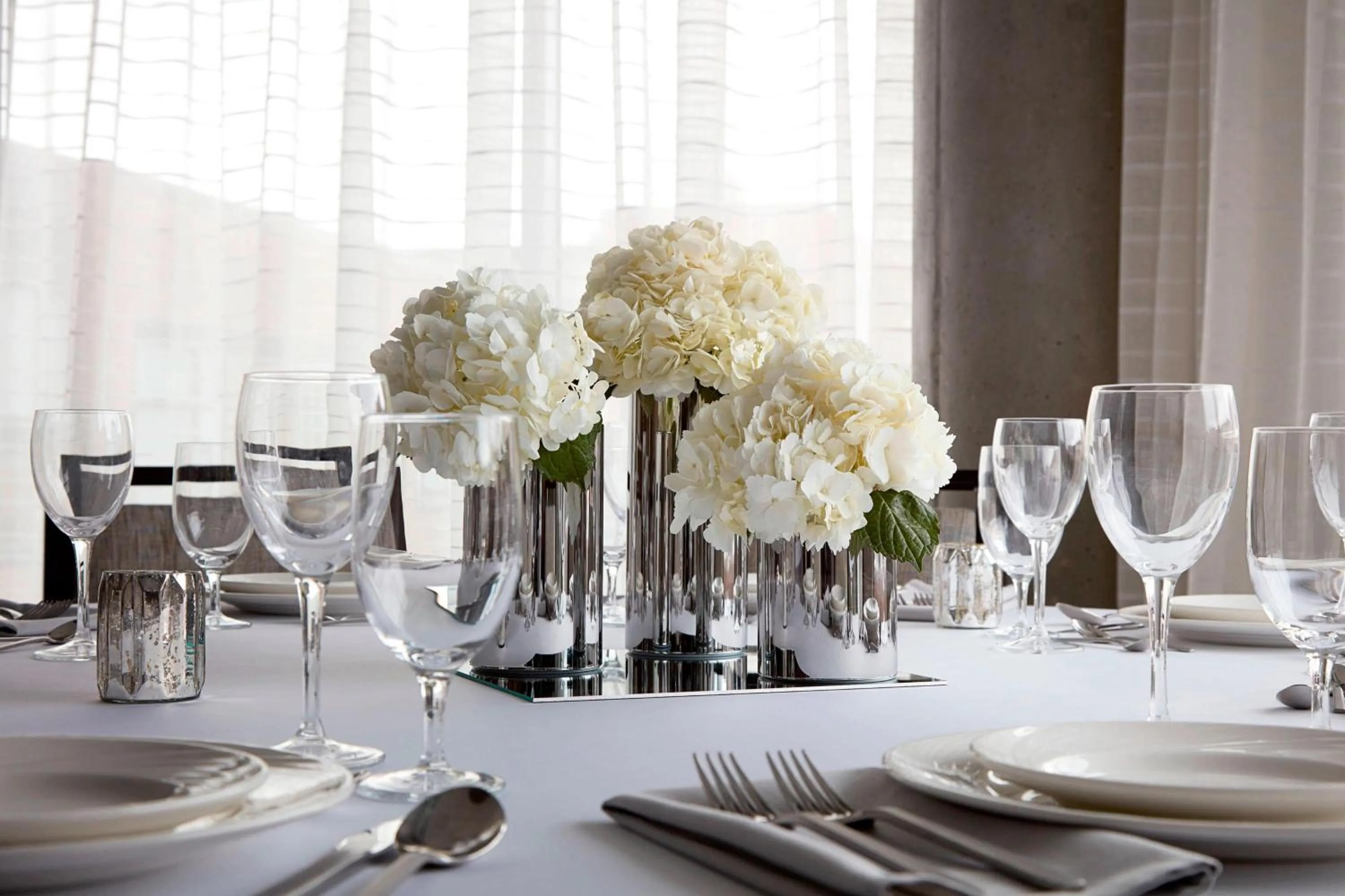 Lobby or reception in Ithaca Marriott Downtown on the Commons