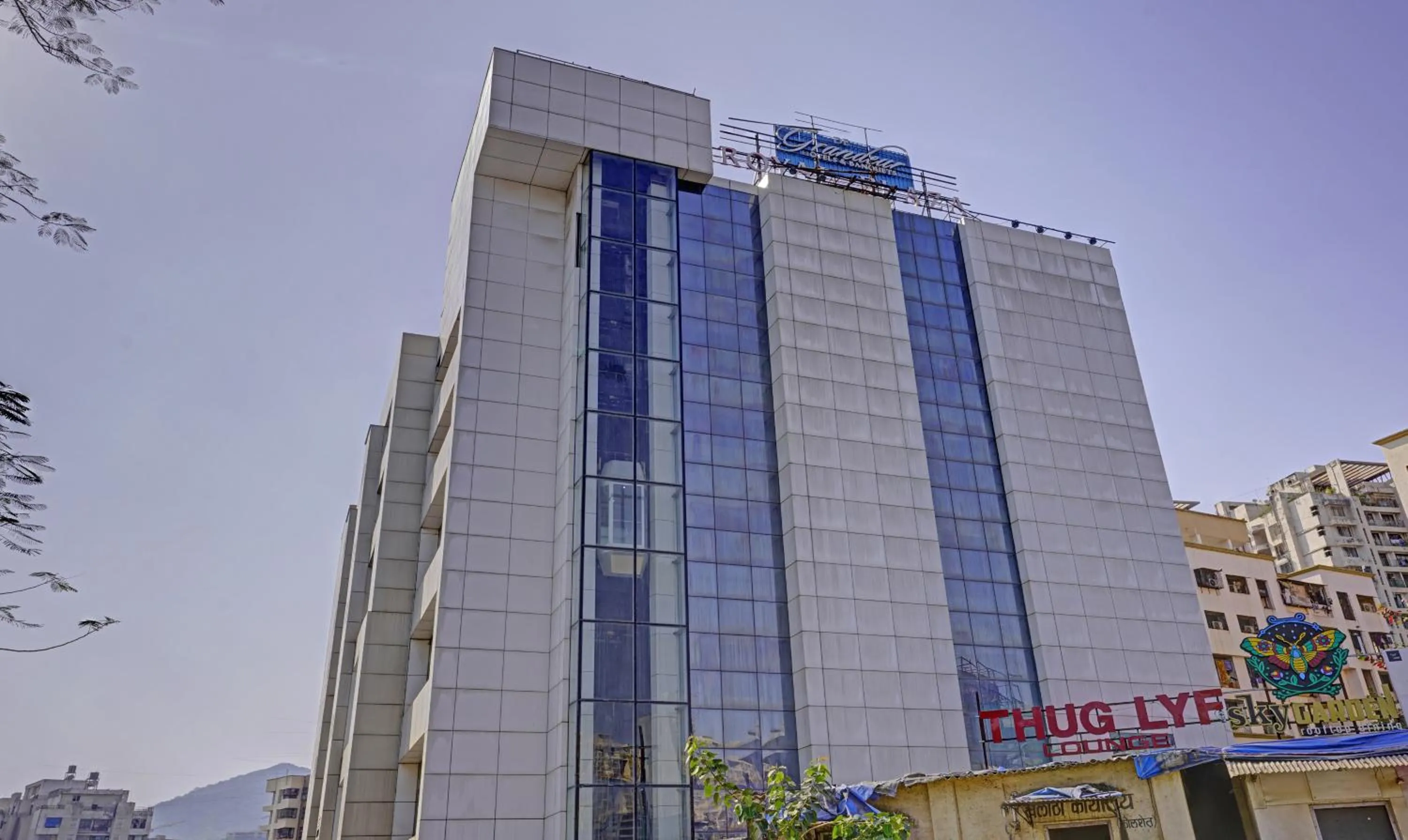 Property building in Treebo De Grandeur Anand Nagar