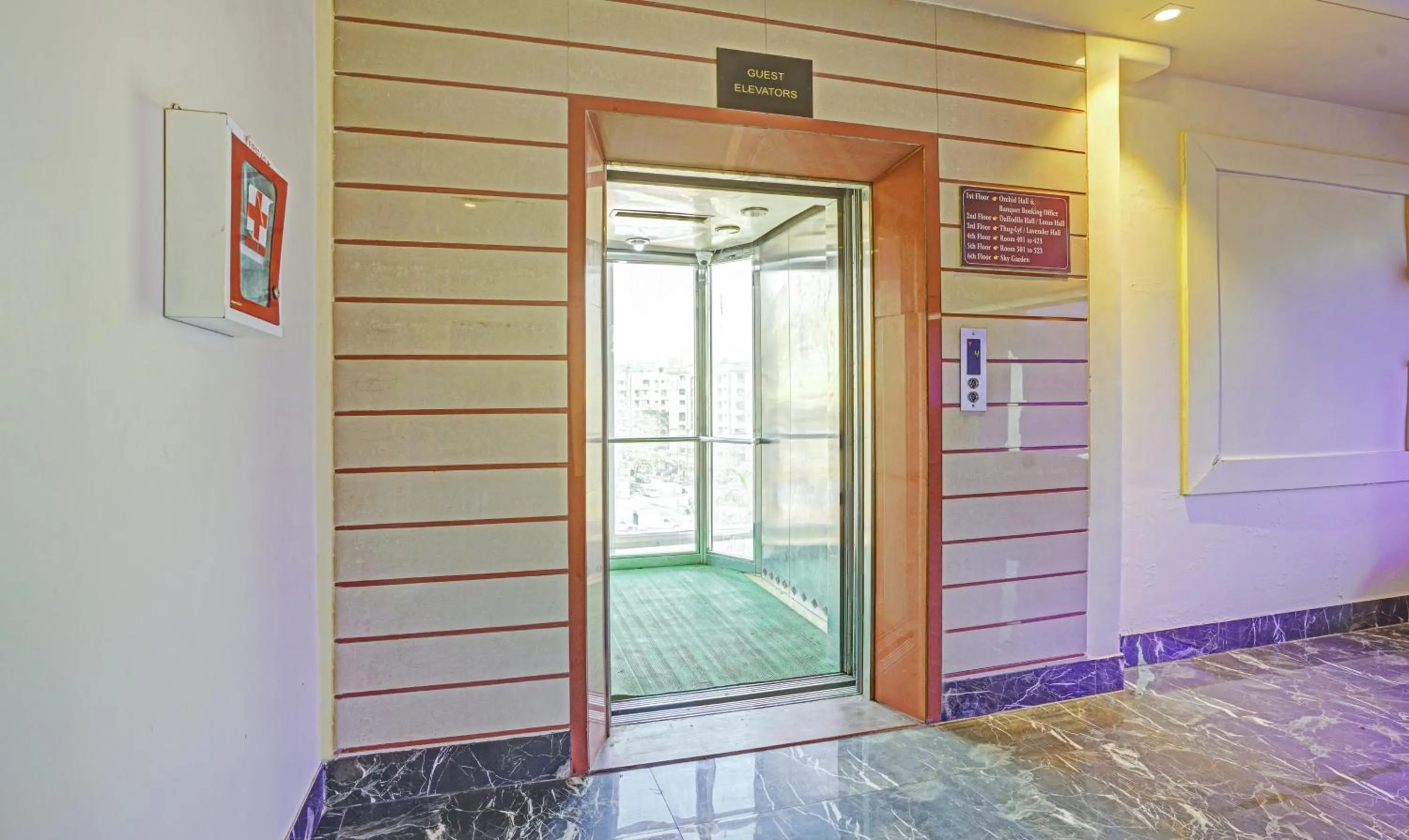 elevator in Treebo De Grandeur Anand Nagar