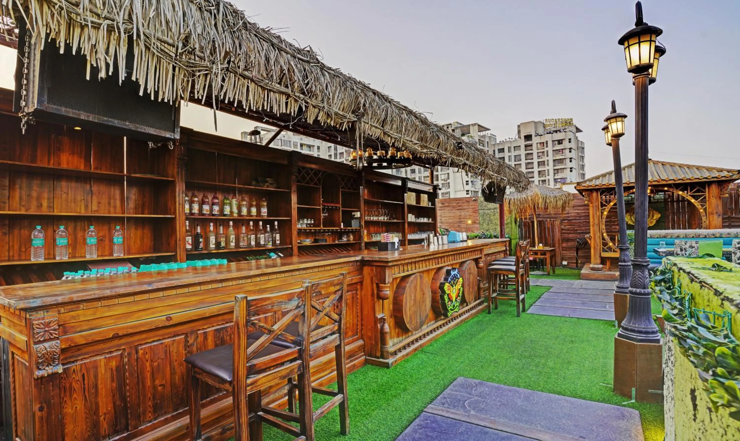 Lounge or bar in Treebo De Grandeur Anand Nagar