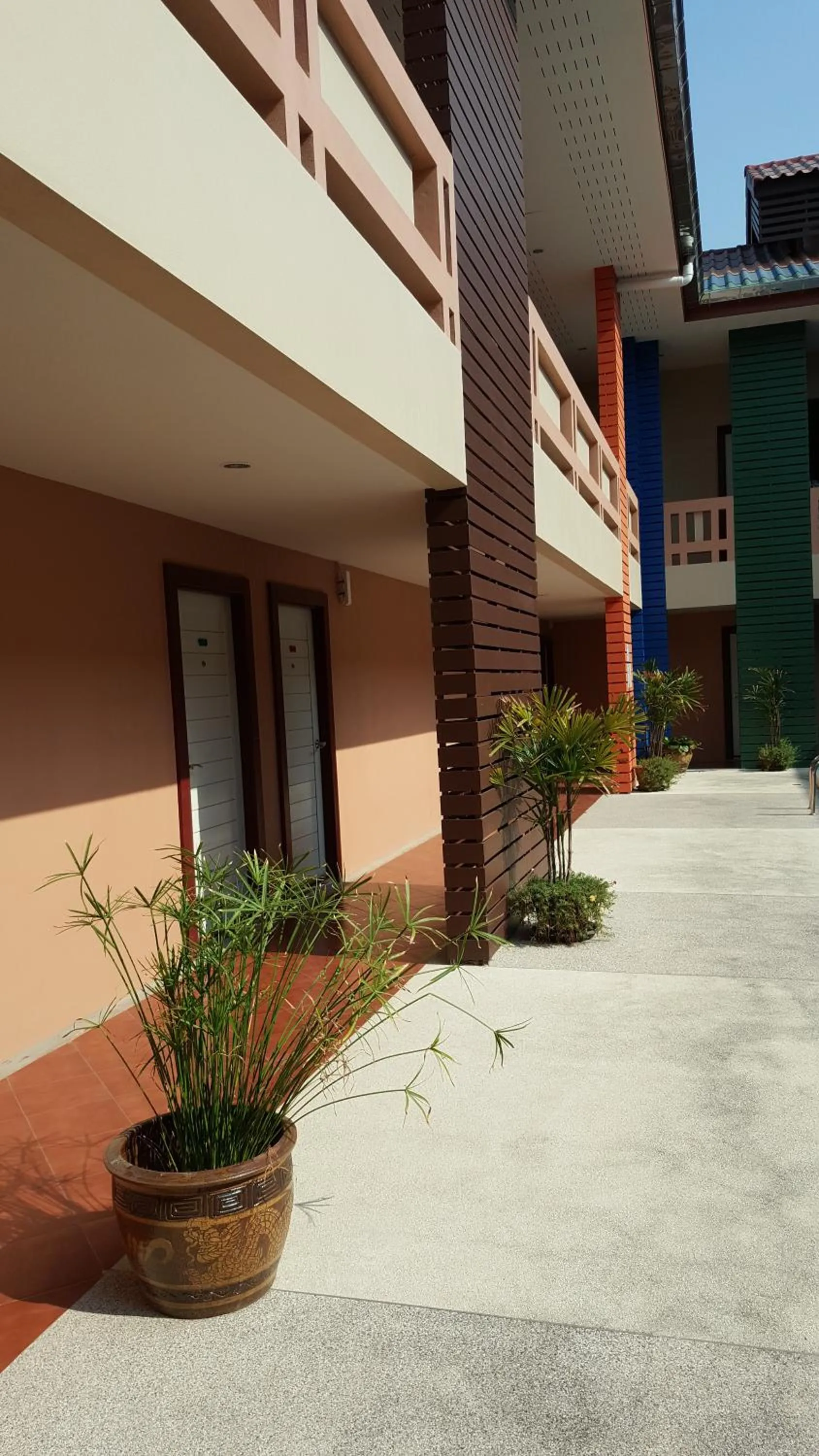 Juntima Place at Amphawa