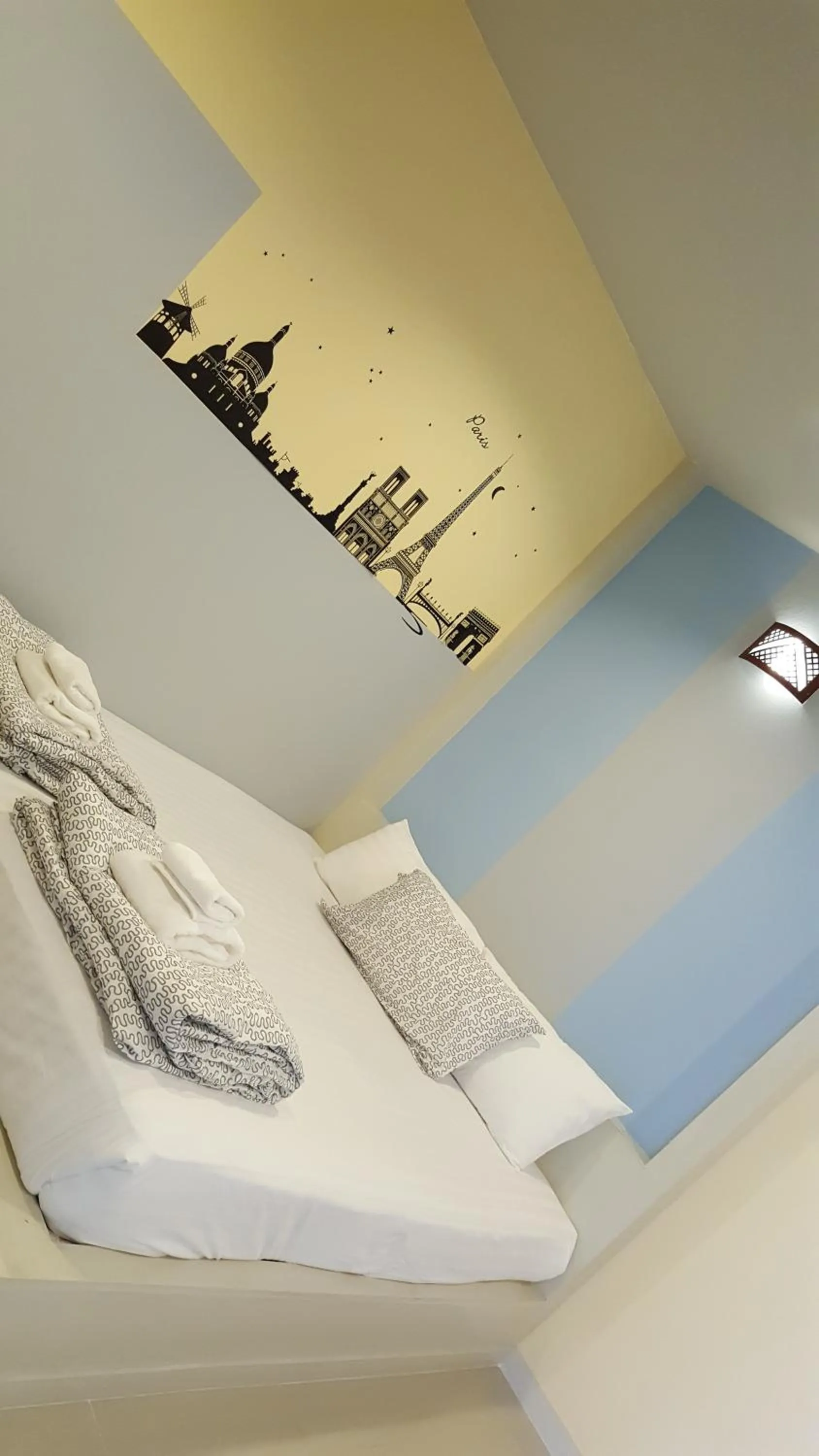 Bed in Juntima Place at Amphawa