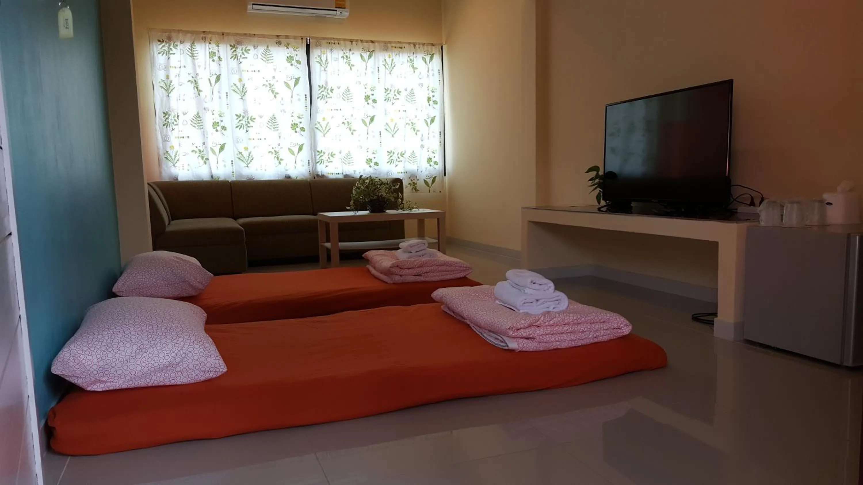 Bed in Juntima Place at Amphawa