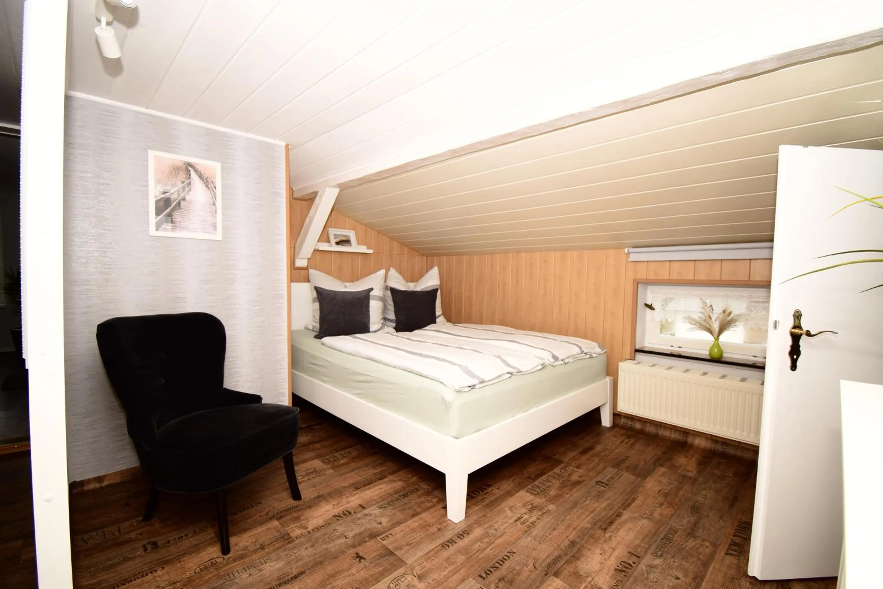 Bedroom, Bed in Villa Margarete
