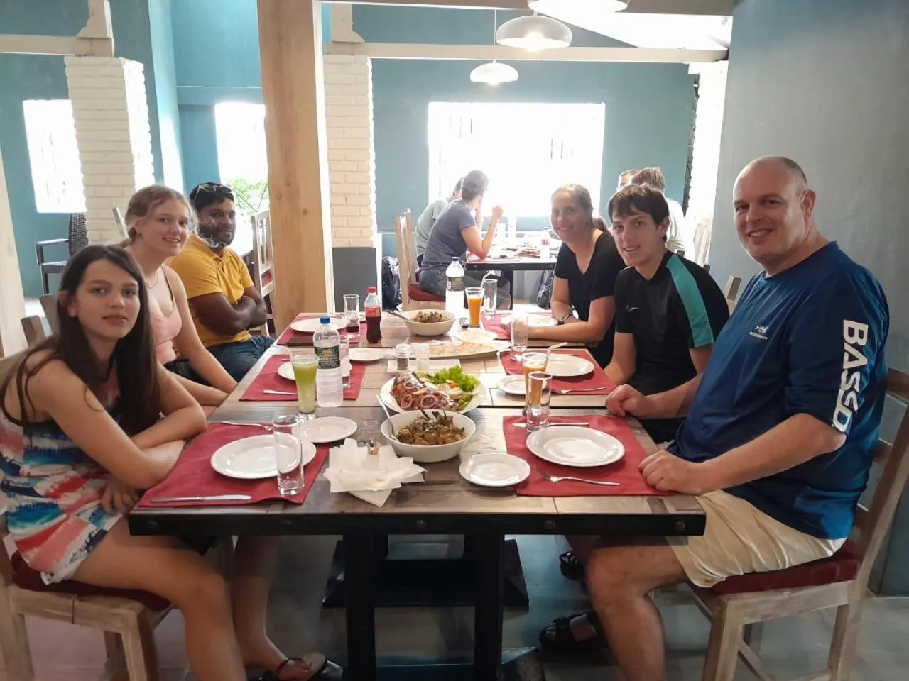 Restaurant/places to eat in Morning Star Resorts