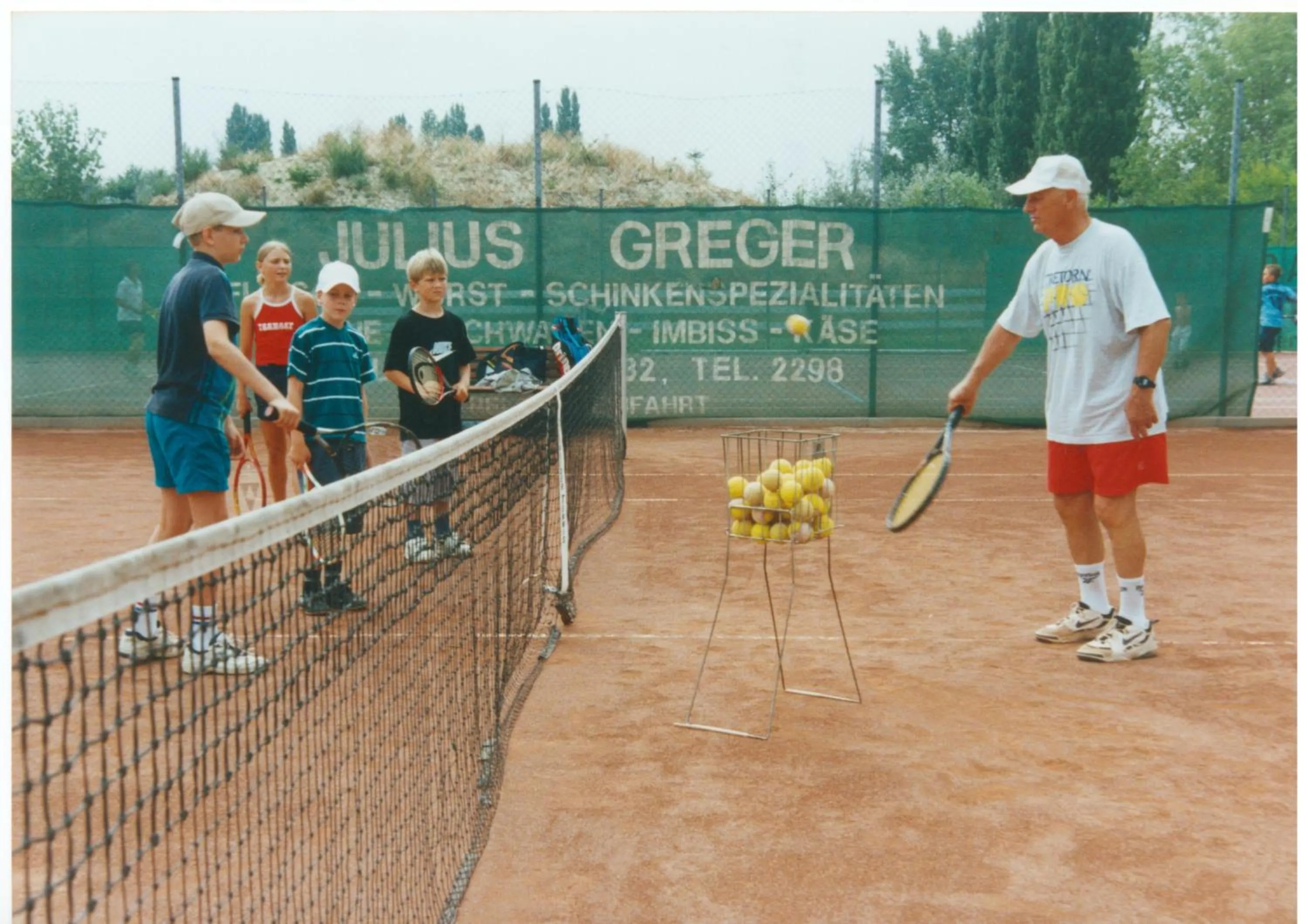Tennis court in Georgshof