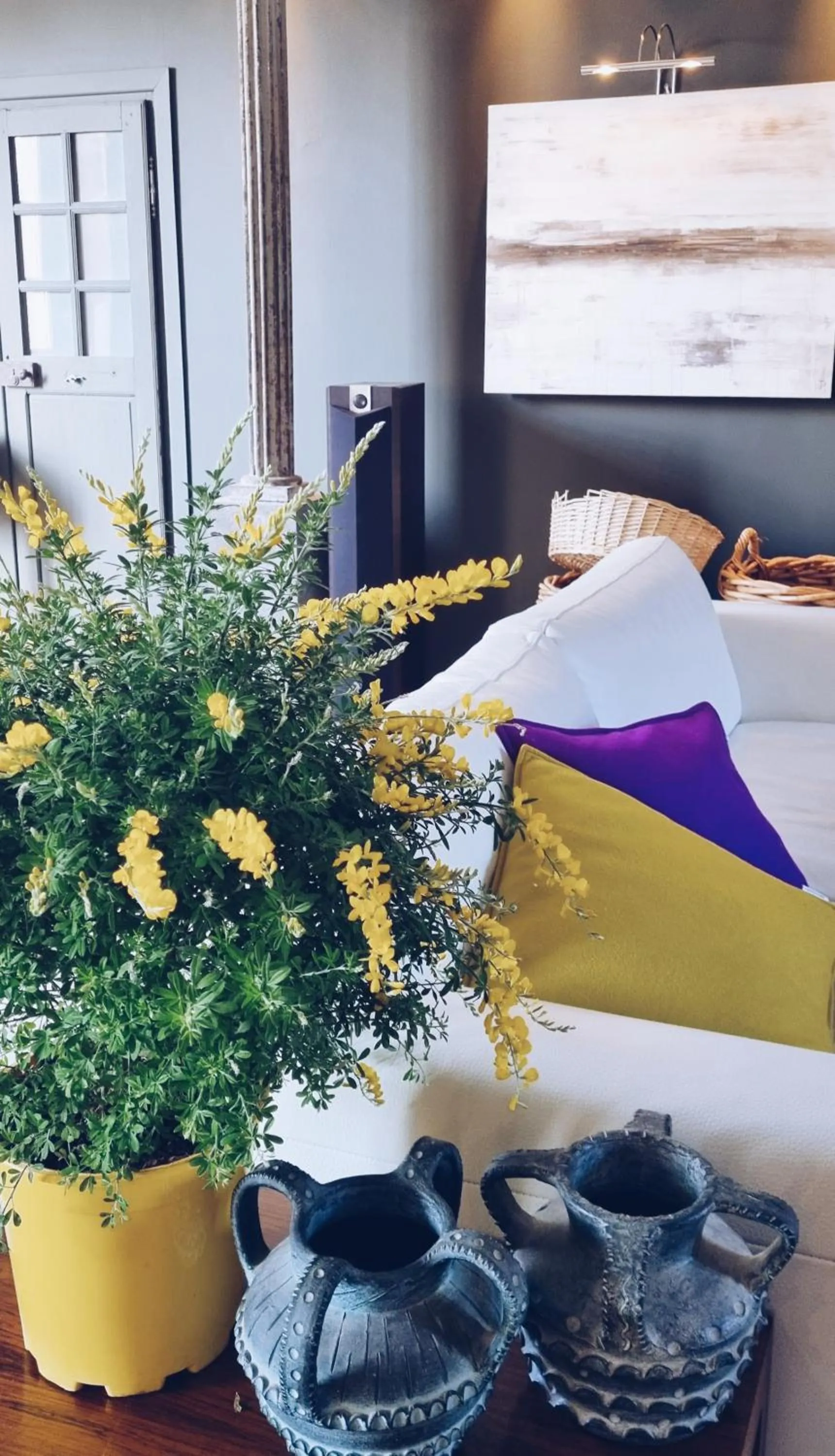 Communal lounge/ TV room, Bed in Moulin Renaudiots - Escapade Luxe Refuge cosy & Bourgogne au coin du feu