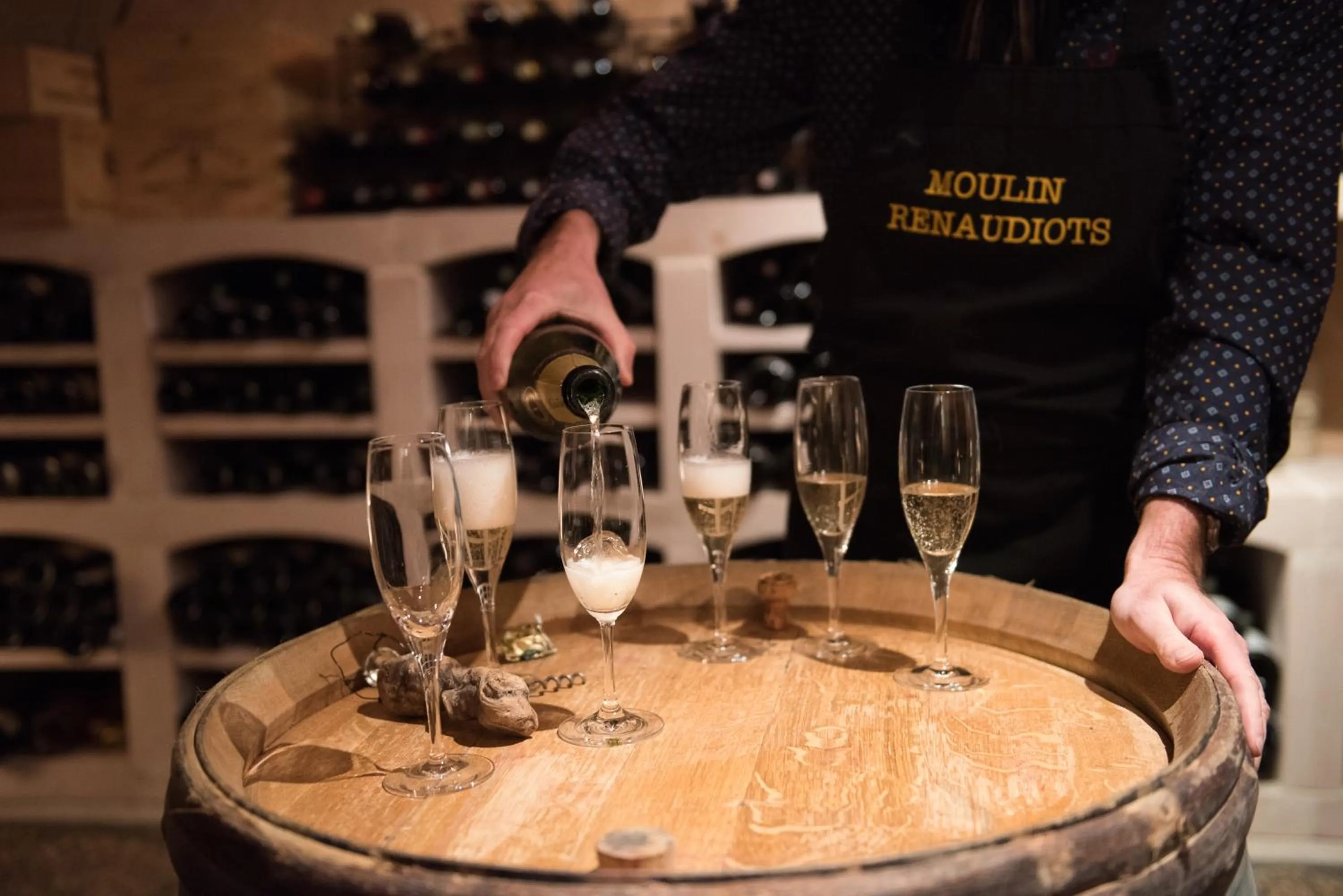 Alcoholic drinks in Moulin Renaudiots - Escapade Luxe Refuge cosy & Bourgogne au coin du feu