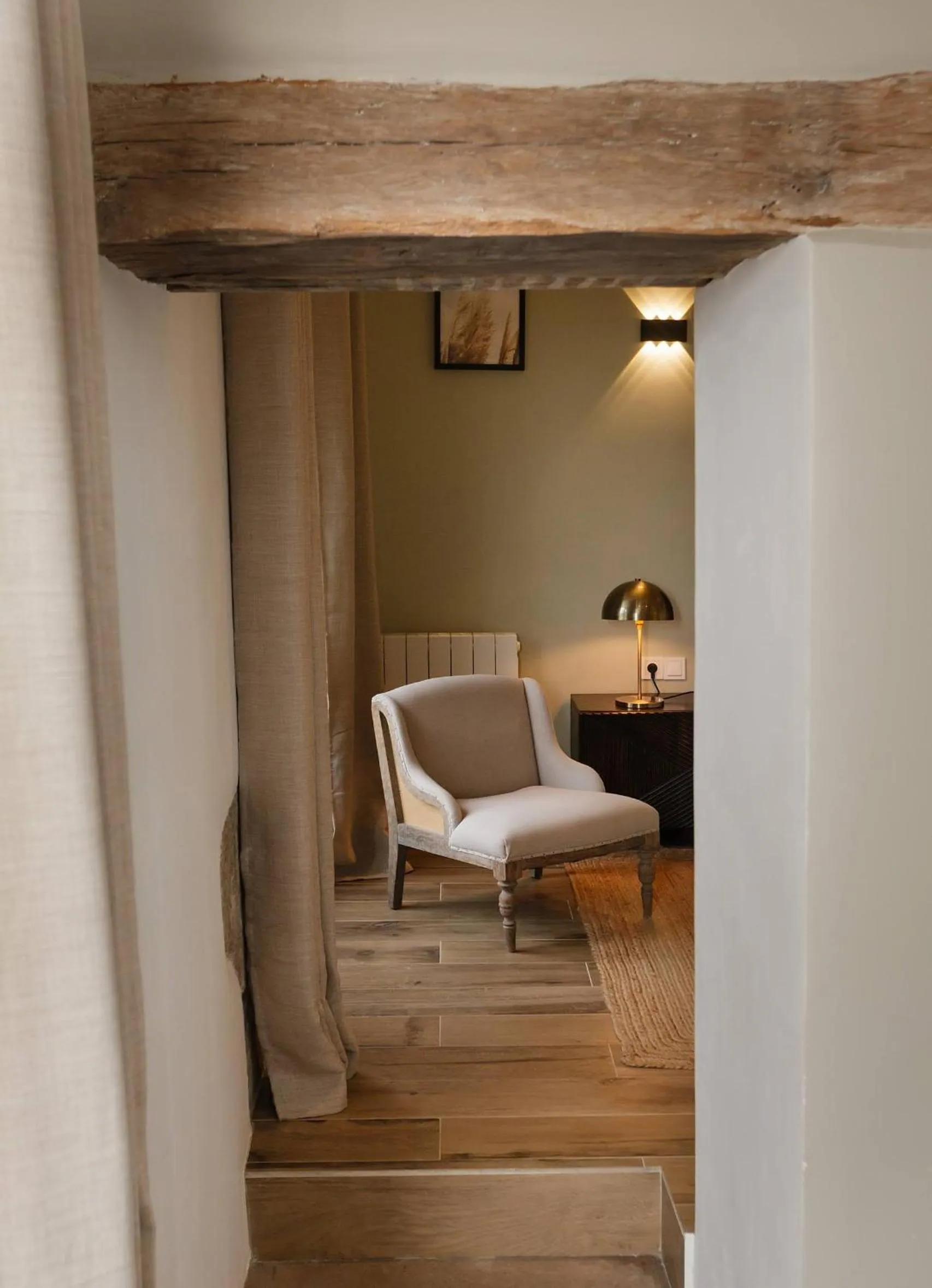 Photo of the whole room in Moulin Renaudiots - Escapade Luxe Refuge cosy & Bourgogne au coin du feu