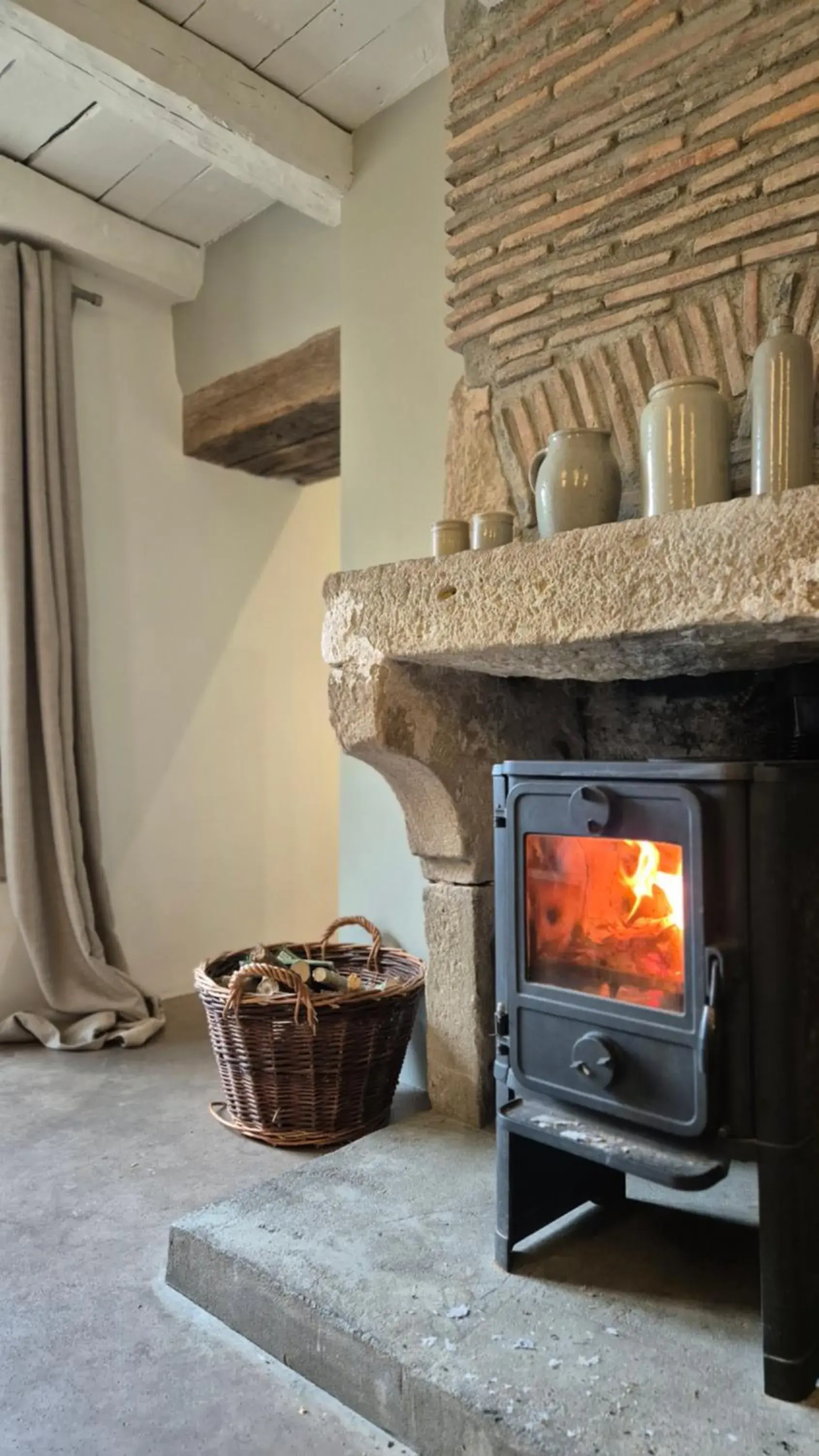 Junior Suite with Terrace - Saint Pierre in Moulin Renaudiots - Escapade Luxe Refuge cosy & Bourgogne au coin du feu Junior Suite with Terrace - Saint Pierre in Moulin Renaudiots - Escapade Luxe Refuge cosy & Bourgogne au coin du feu