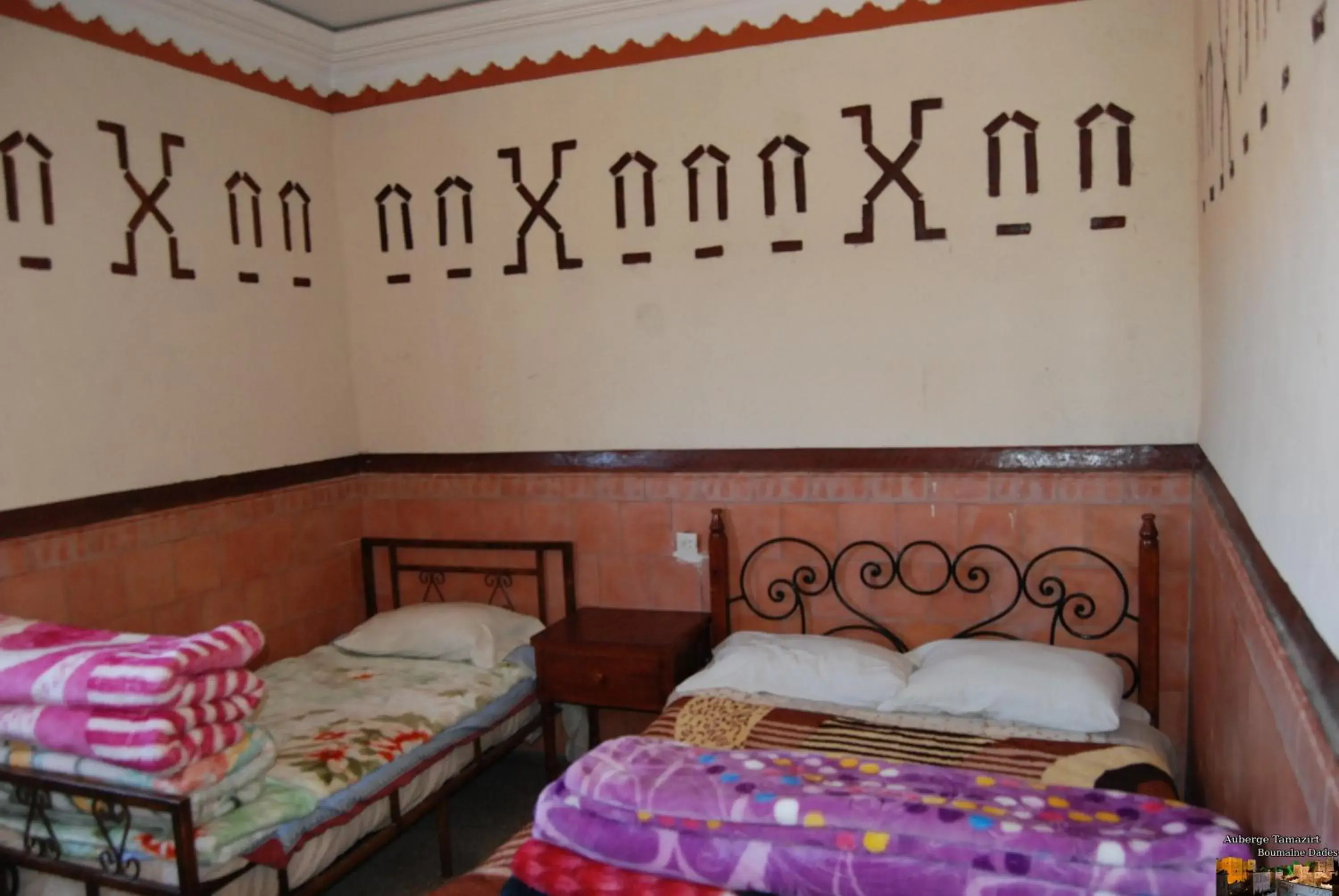 Triple Room with Private Bathroom in Auberge Restaurant Rooftop Tamazirt Triple Room with Private Bathroom in Auberge Restaurant Rooftop Tamazirt