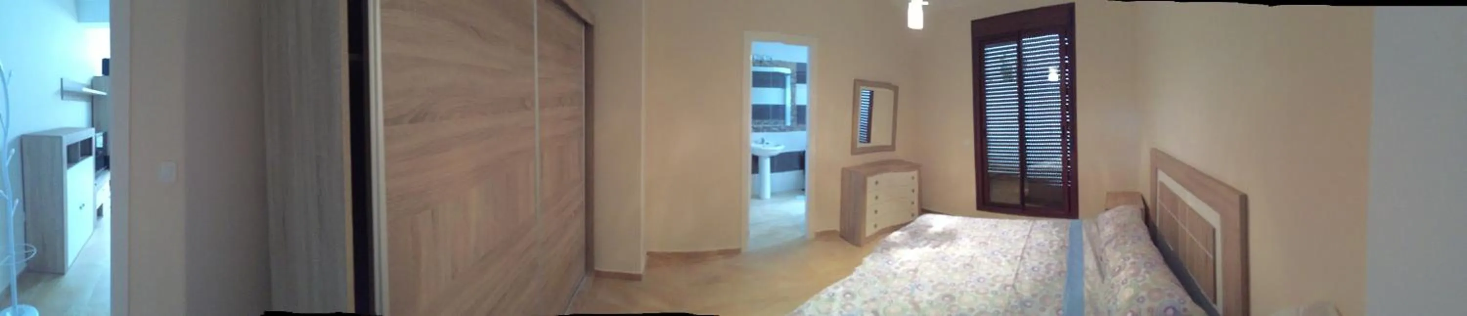 Photo of the whole room, Bed in Cadiz Deluxe Apartment