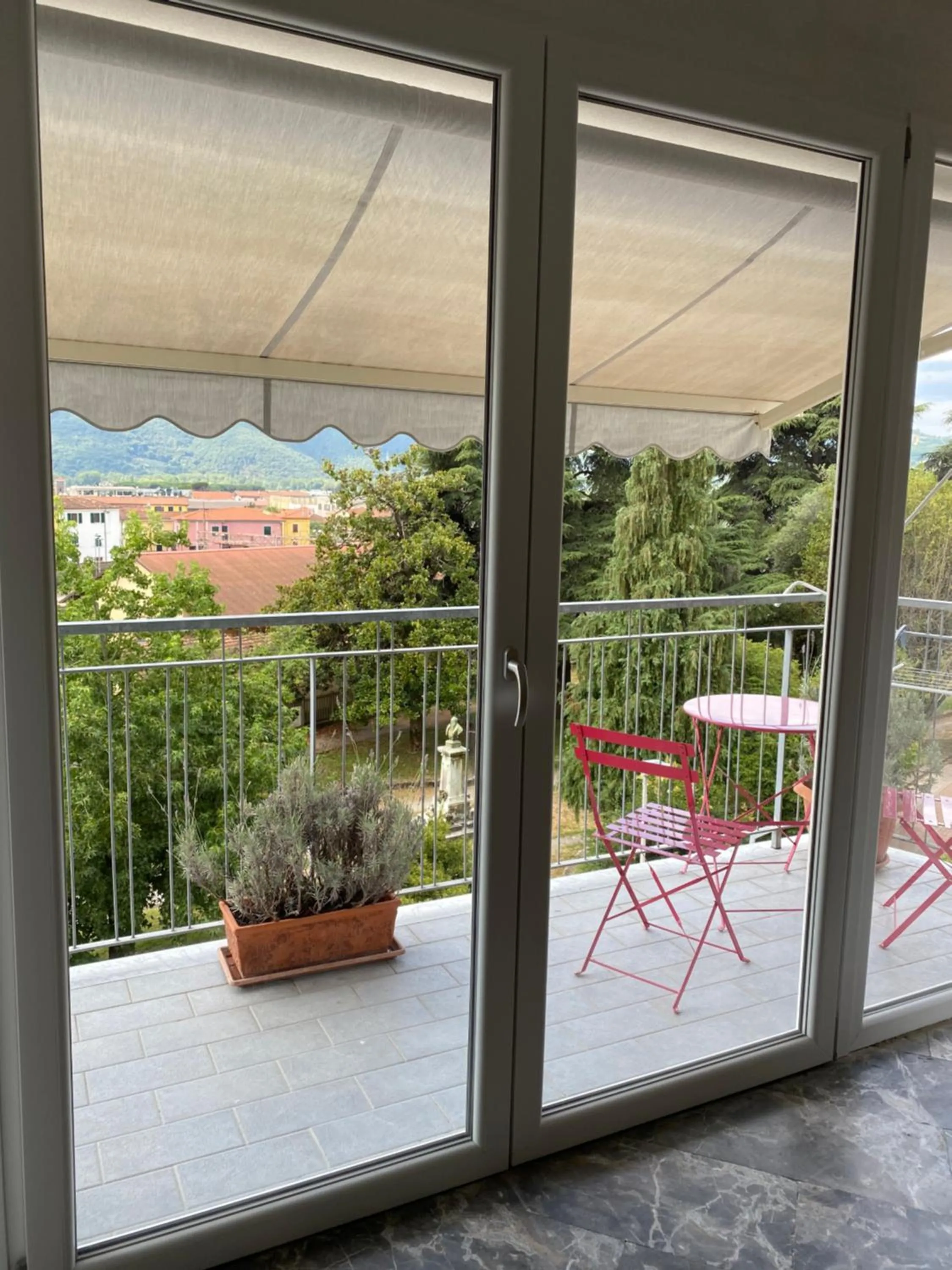 Garden view in B&B Del viaggiatore