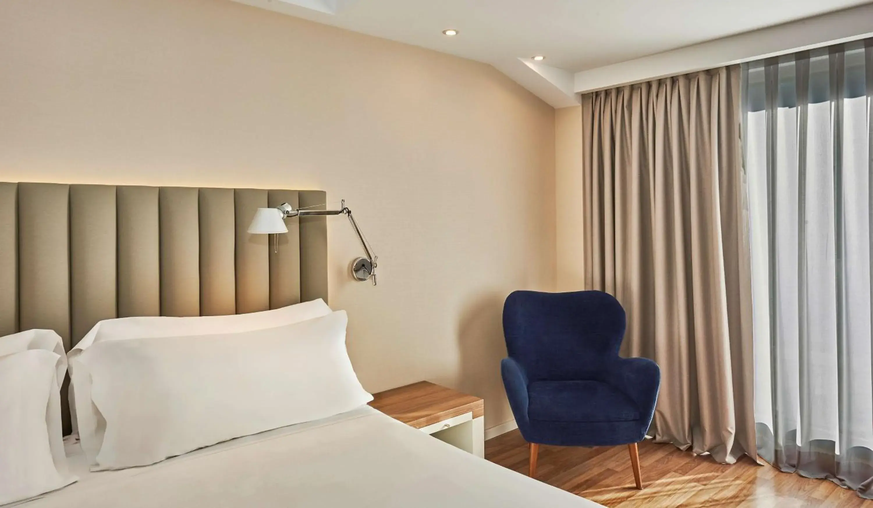 Bedroom, Bed in NH Andorra la Vella Bedroom, Bed in NH Andorra la Vella