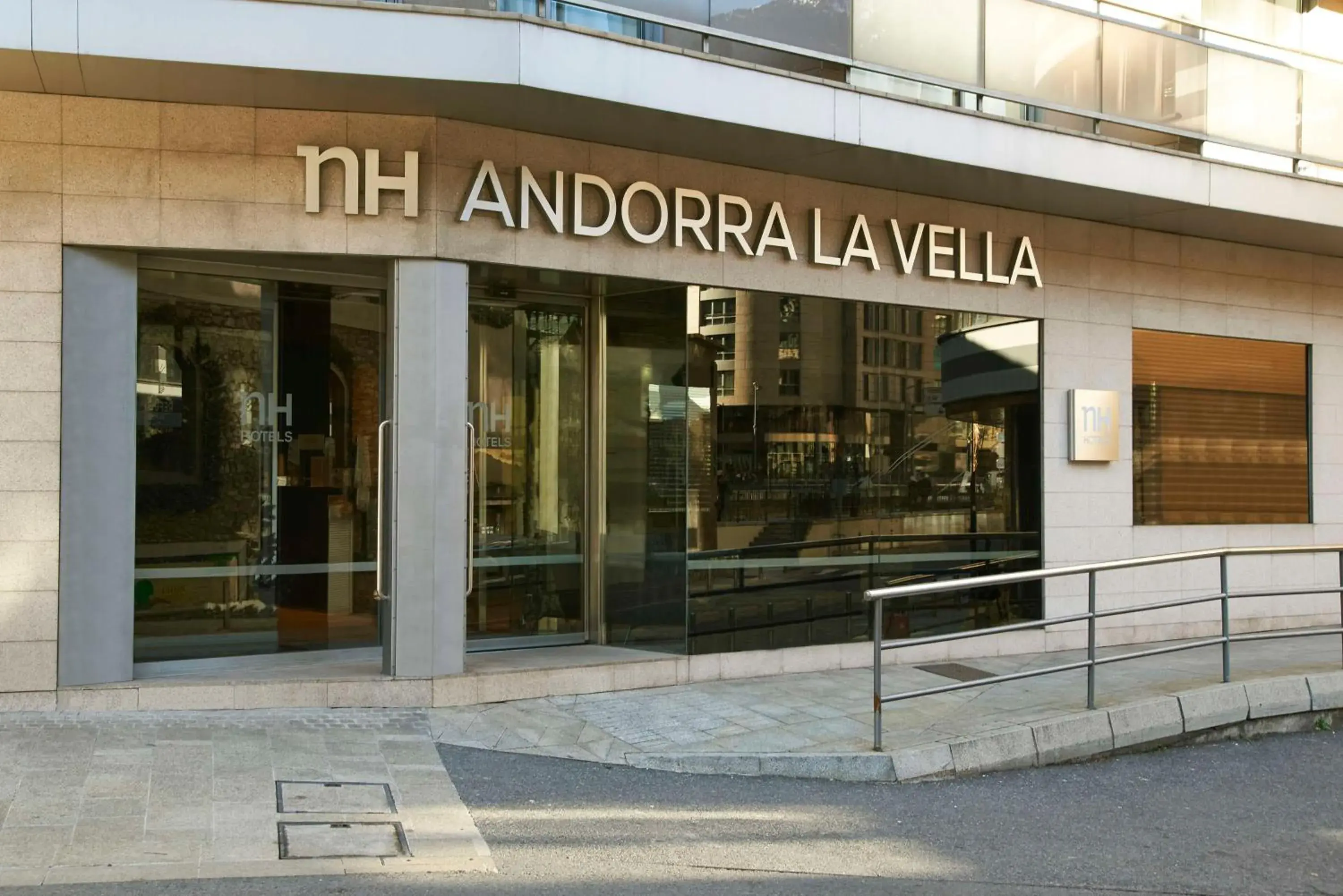 Property building in NH Andorra la Vella Property building in NH Andorra la Vella