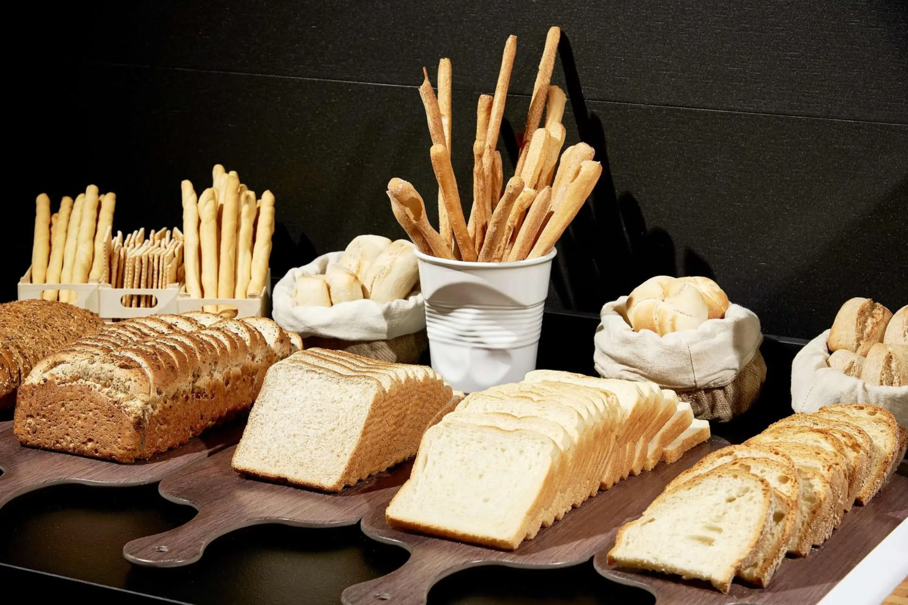 Restaurant/places to eat in NH Andorra la Vella Restaurant/places to eat in NH Andorra la Vella