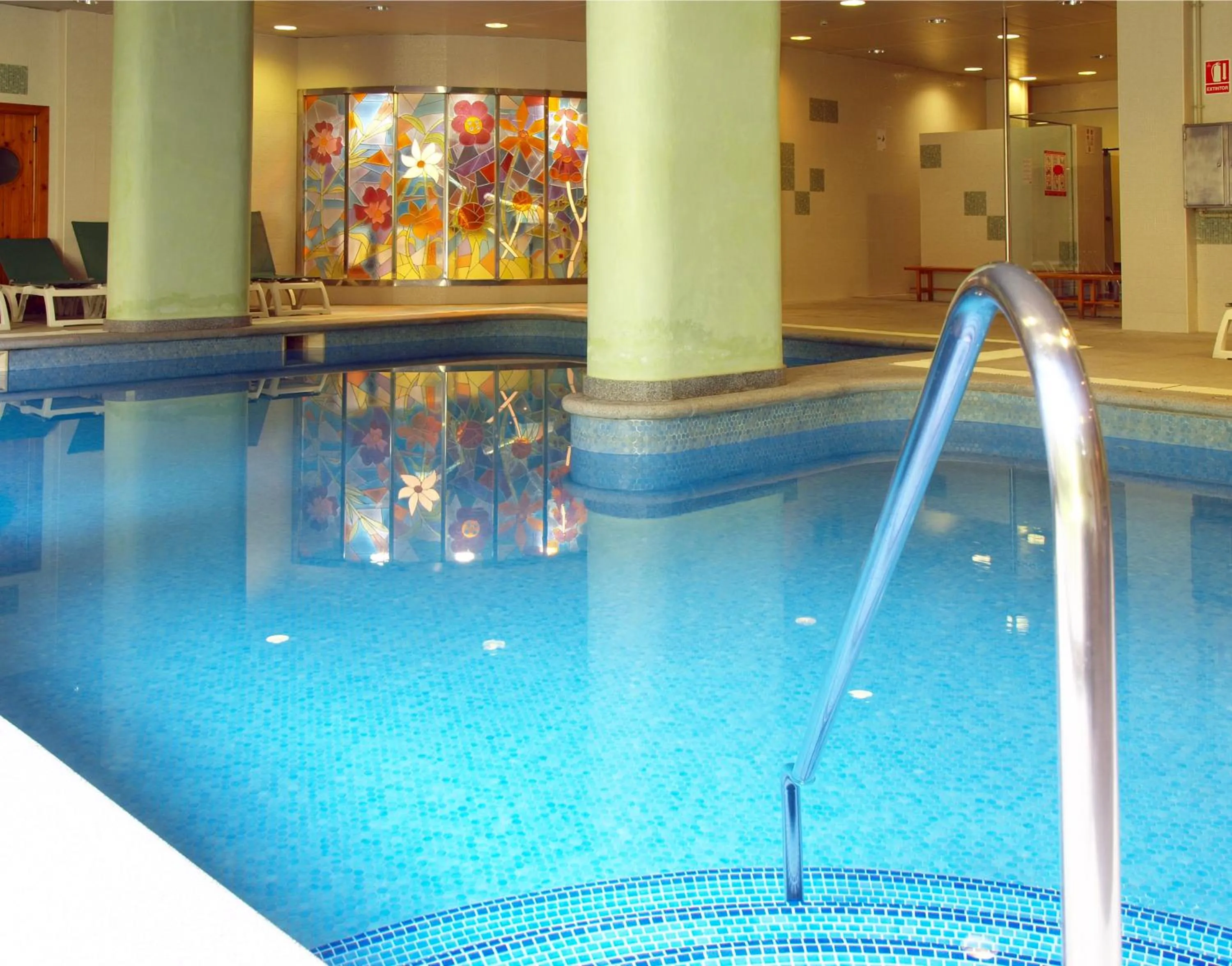 Swimming pool in Hotel Guillem & Spa