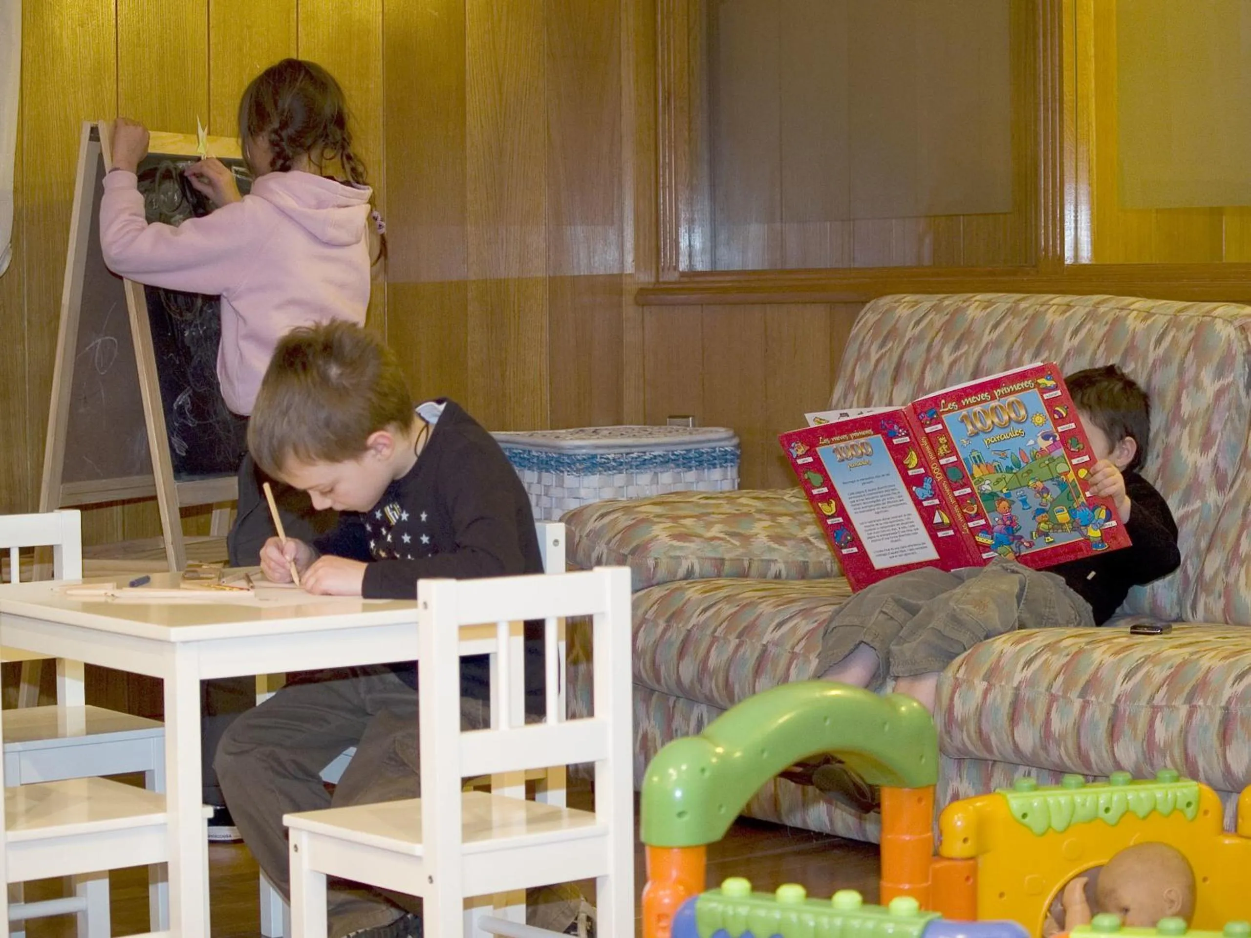 Game Room in Hotel Guillem & Spa