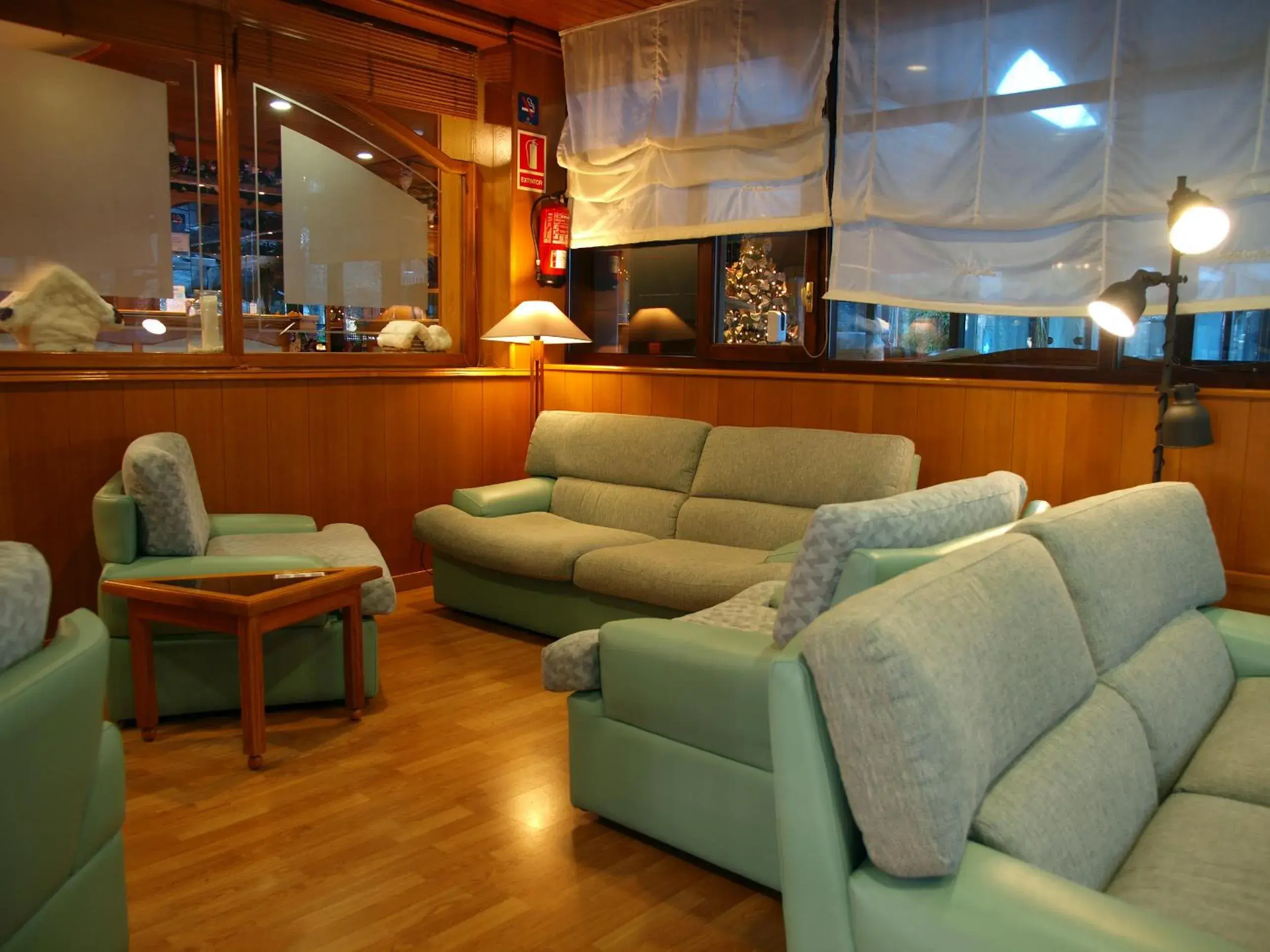 Lounge or bar in Hotel Guillem & Spa Lounge or bar in Hotel Guillem & Spa