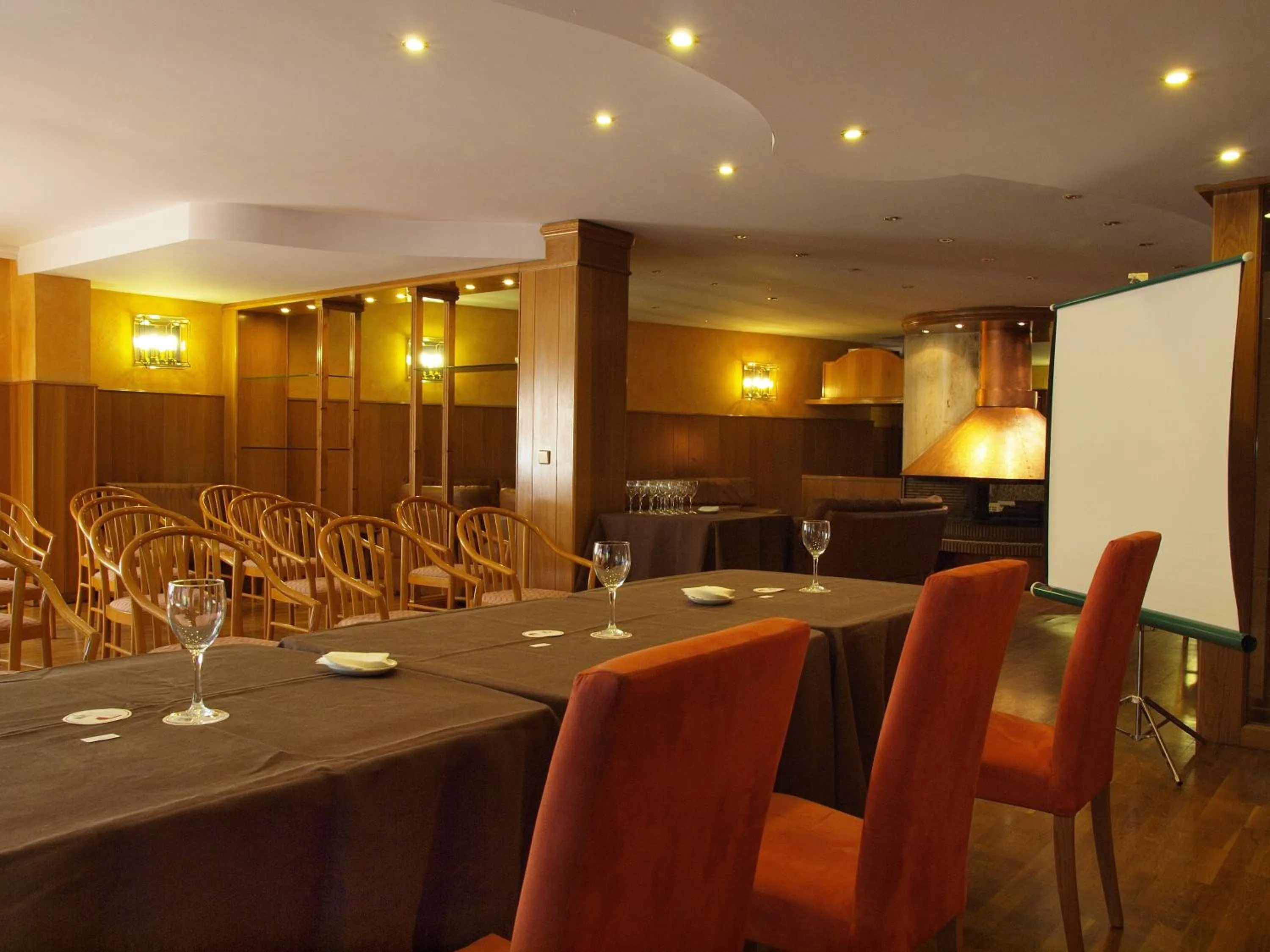 Business facilities in Hotel Guillem & Spa