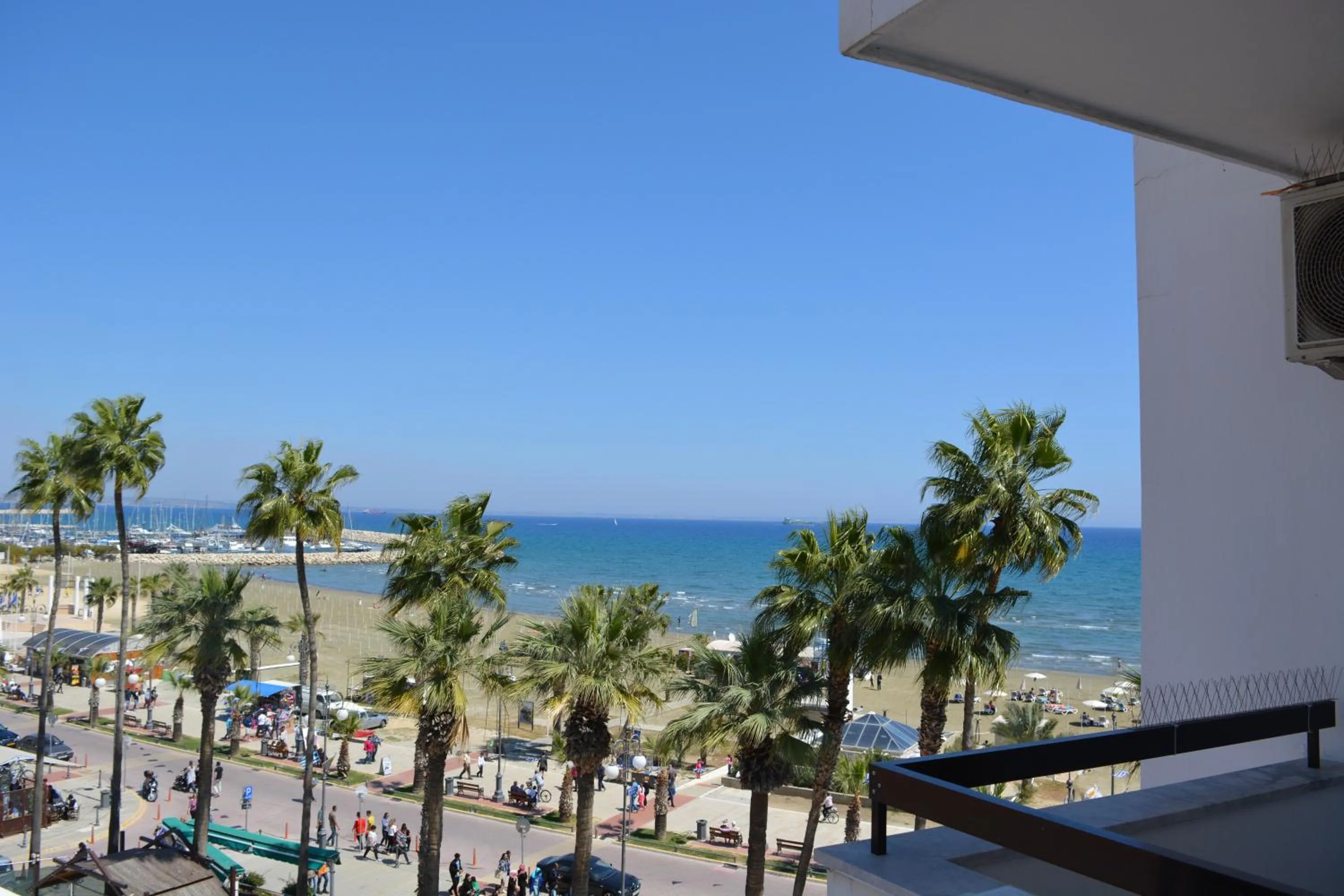 P L Sunorama Beach Garden 302