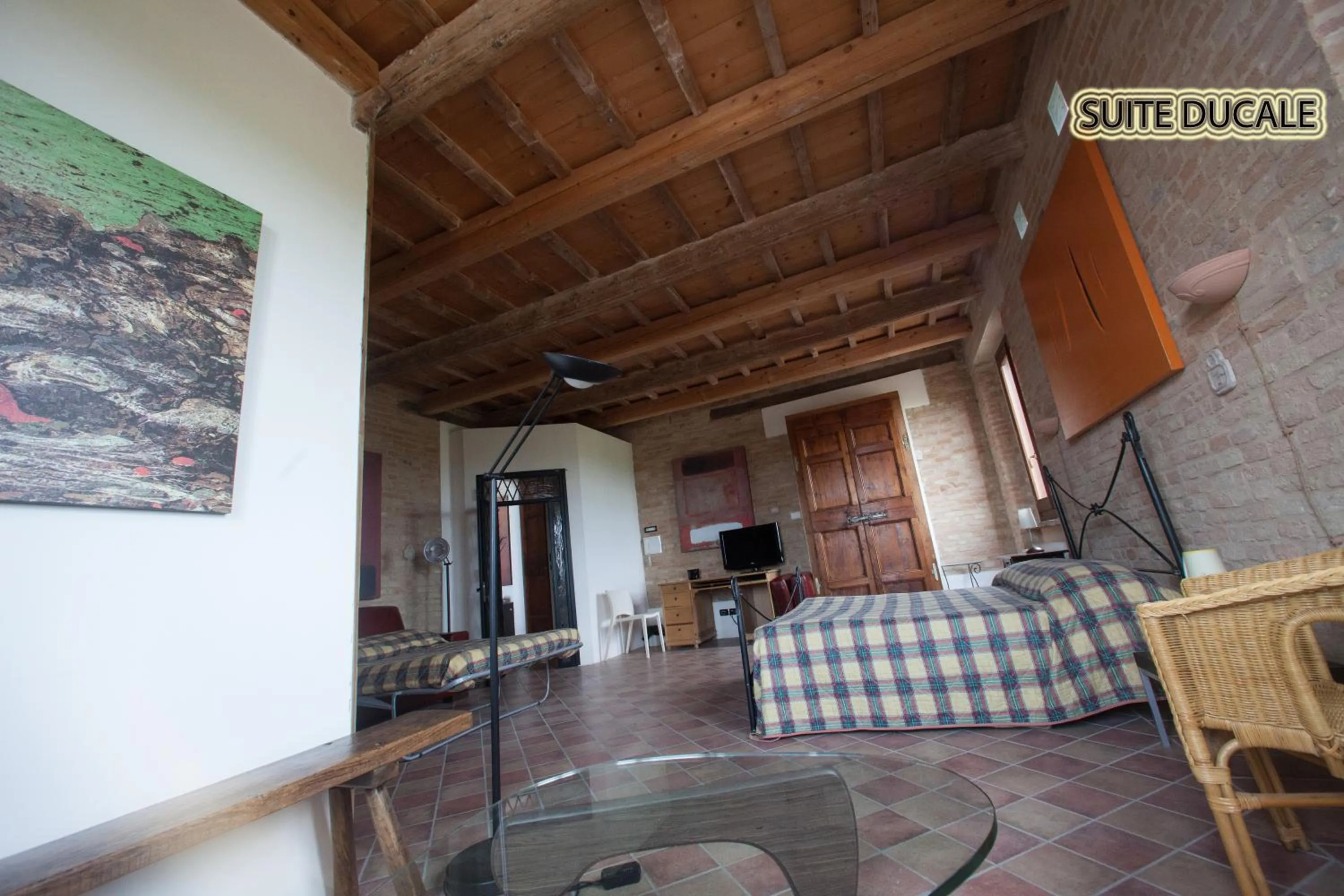 Bed in Hotel Palazzo Meraviglia Albergo diffuso