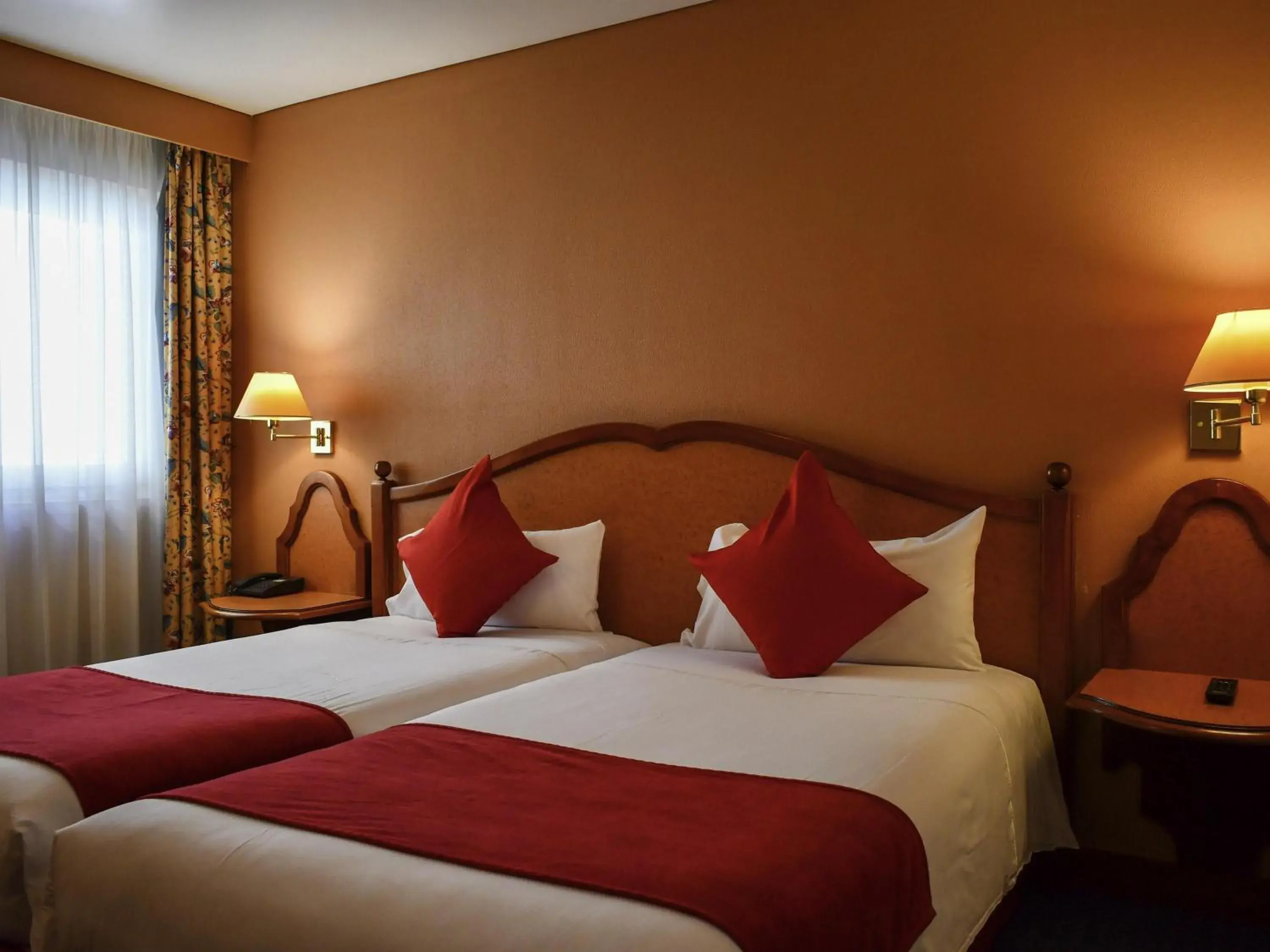 Bedroom, Bed in Mercure Andorra Bedroom, Bed in Mercure Andorra