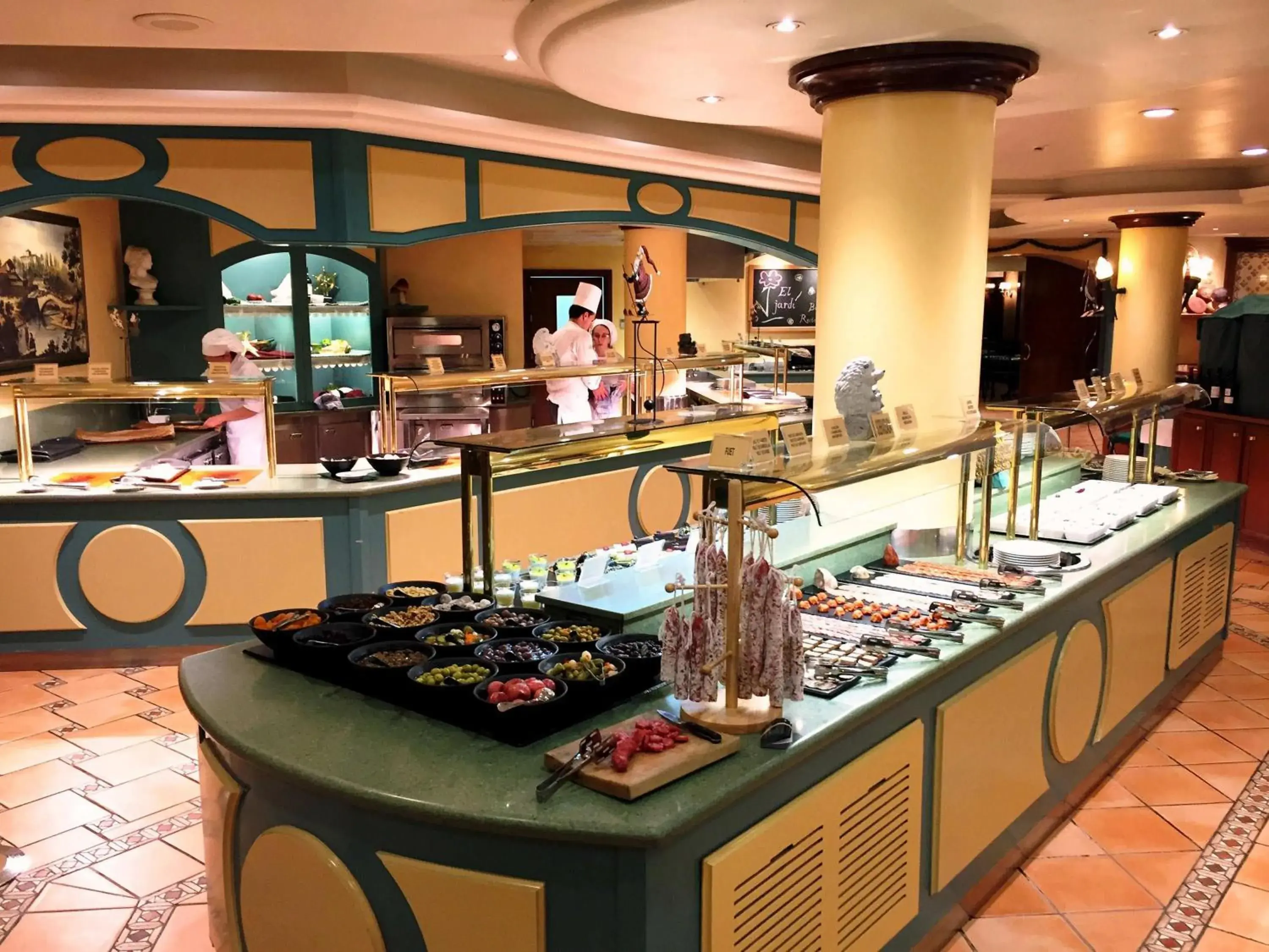 Restaurant/places to eat in Mercure Andorra Restaurant/places to eat in Mercure Andorra