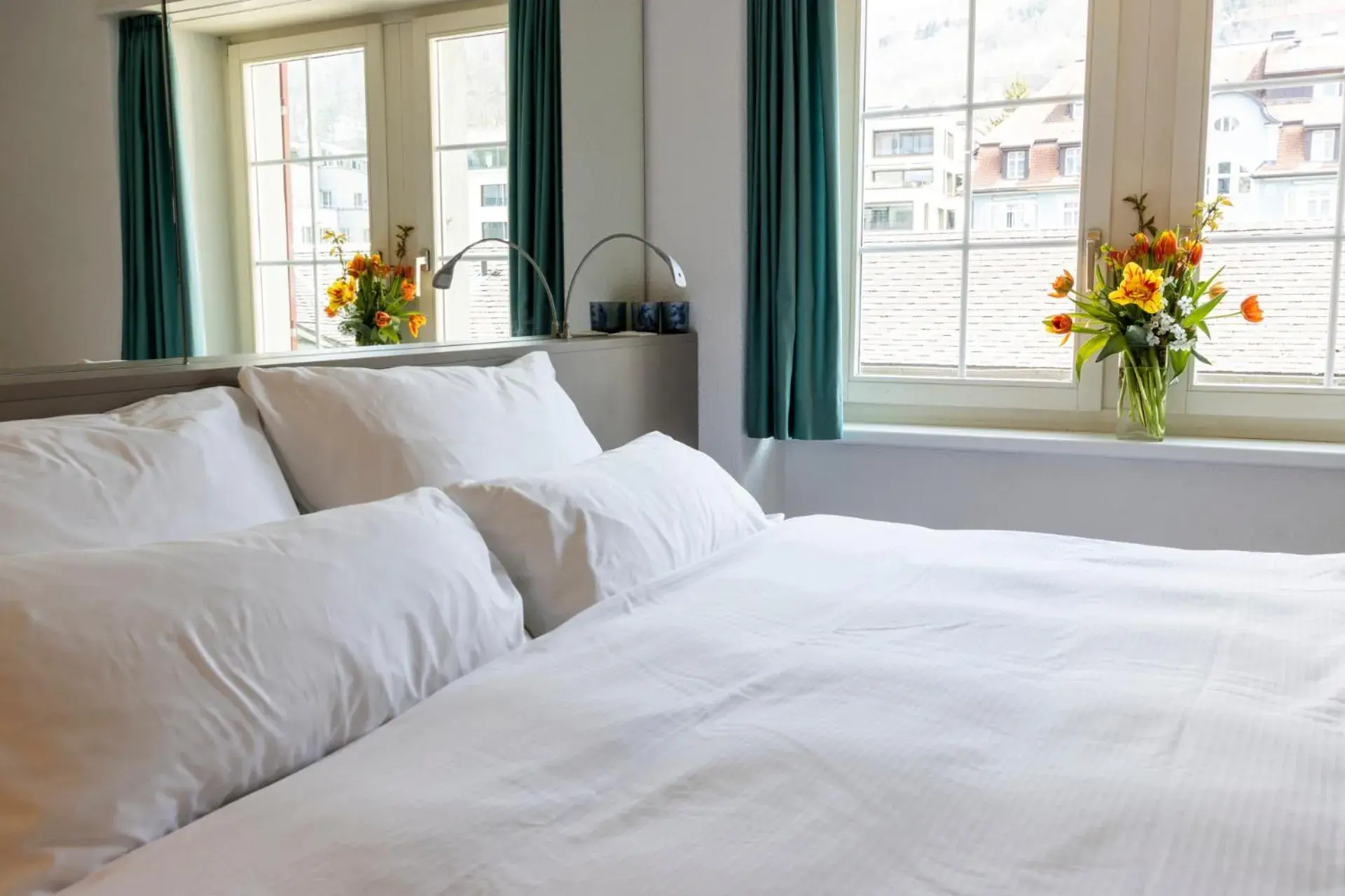 Bed in River Residence Bed in River Residence