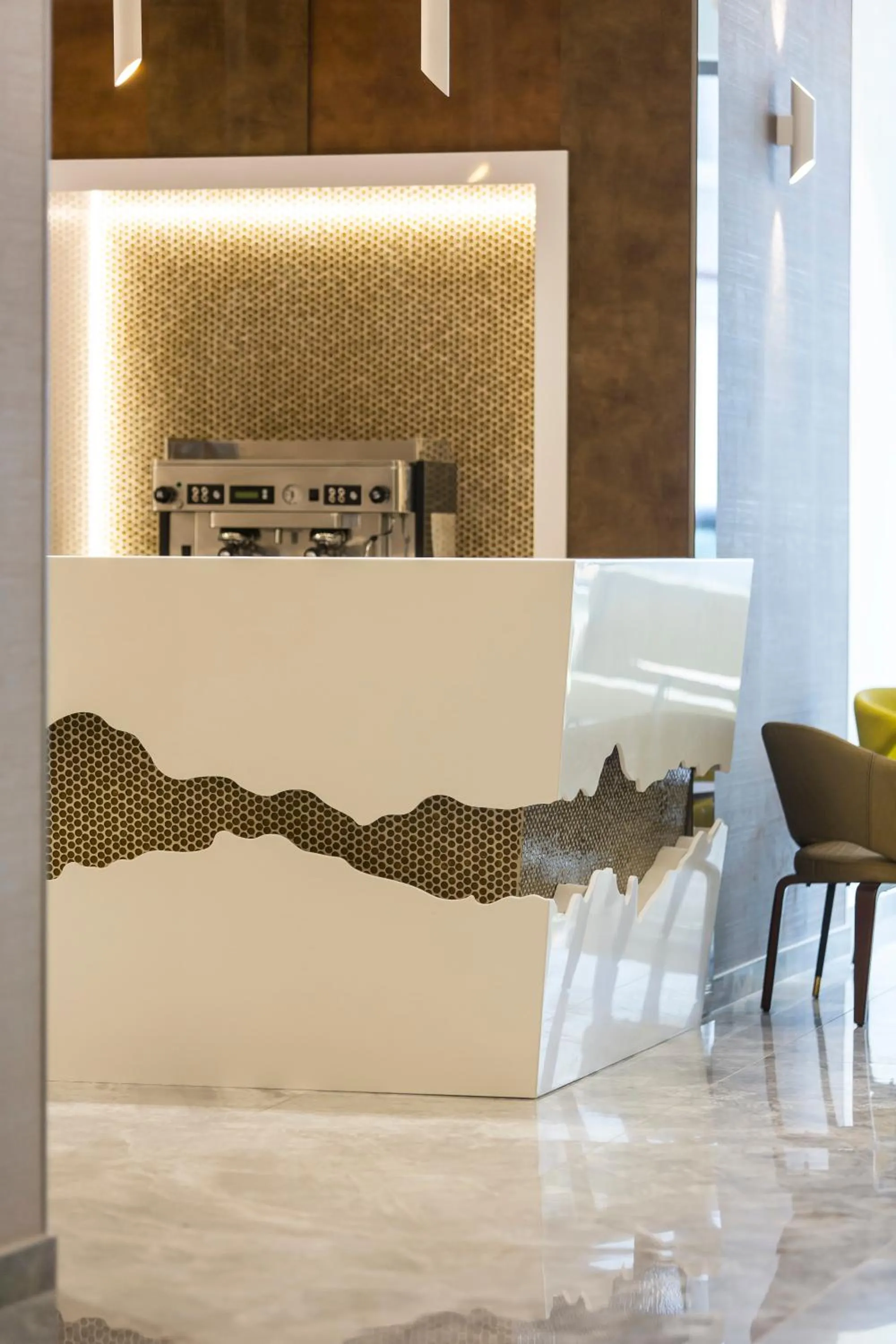 Lounge or bar in Hotel Olanesti & Spa Medical