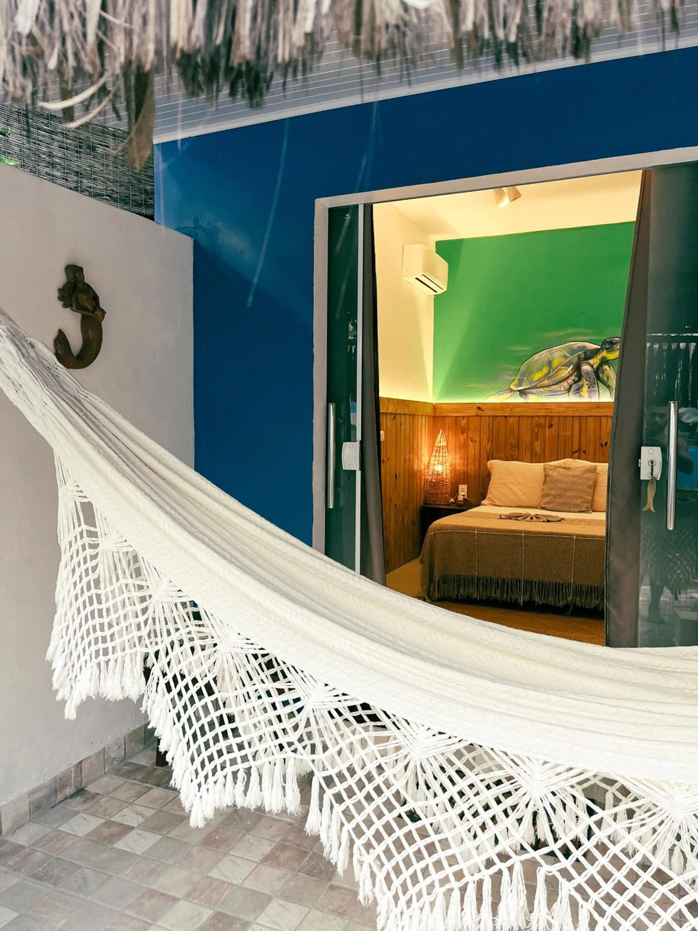 Living room, Bed in Pousada Nascente do Sol