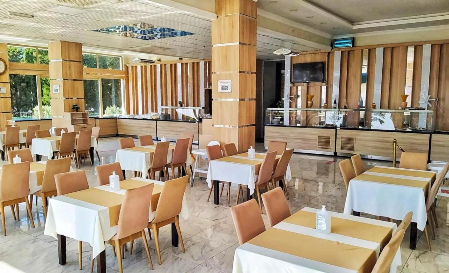 Restaurant/places to eat in Ceti̇n Presti̇ge Resort