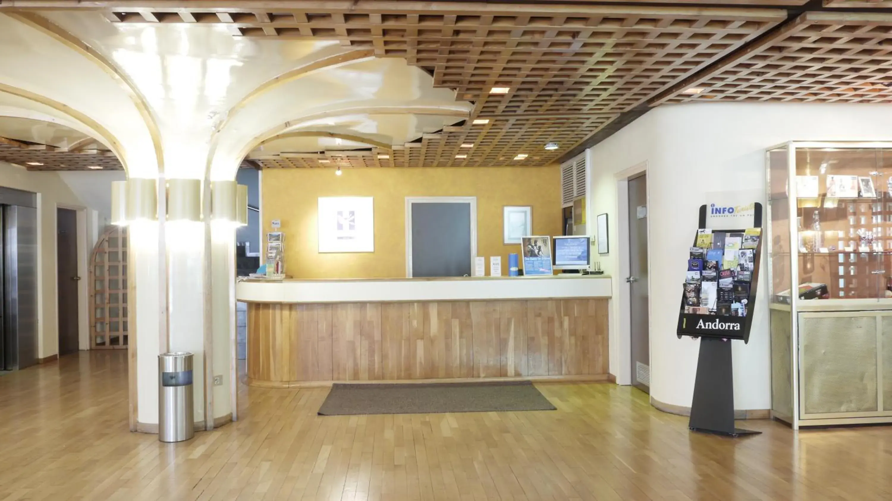 Lobby or reception in Hotel Sant Eloi Lobby or reception in Hotel Sant Eloi