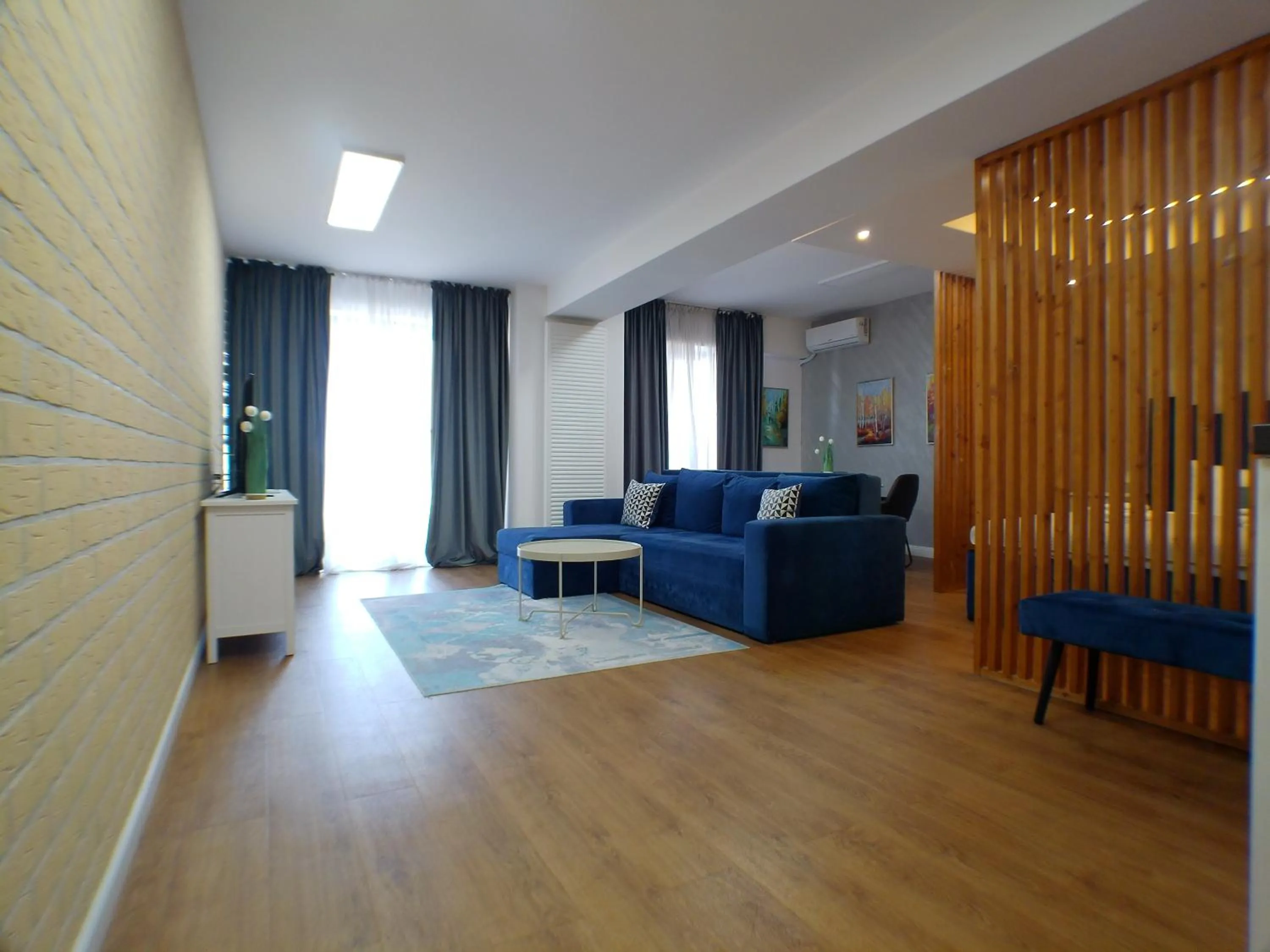 Living room in Upground Residence Apartments