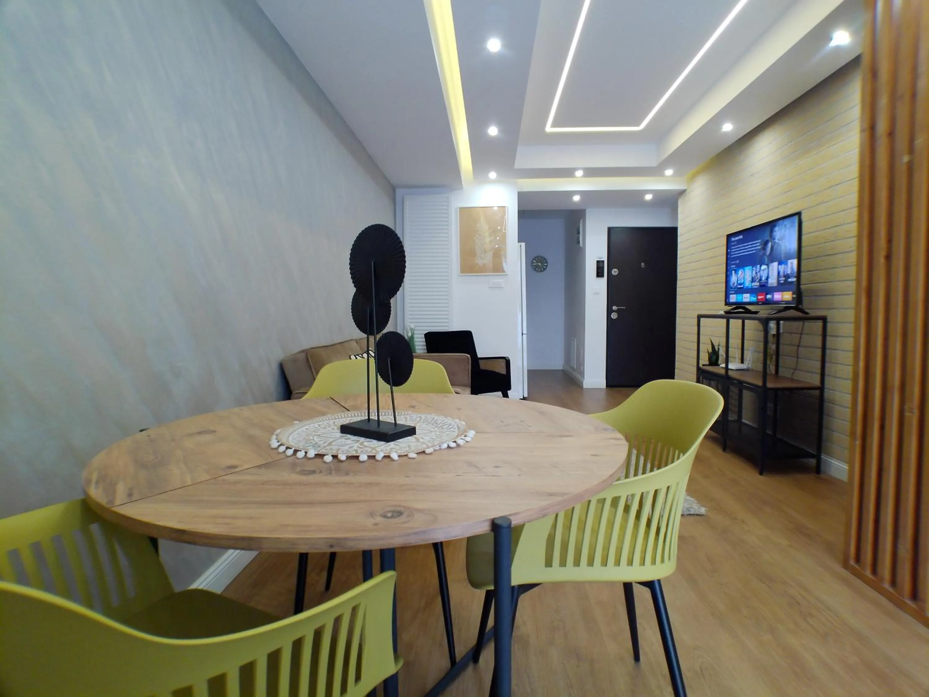 TV and multimedia in Upground Residence Apartments