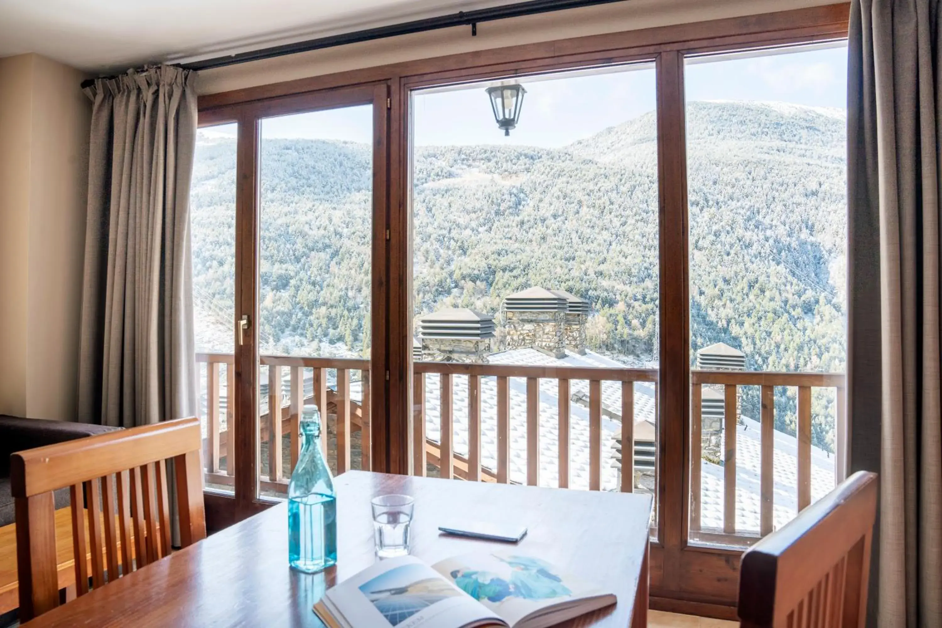 Living room in Apartamentos Ona Dorada el Tarter Living room in Apartamentos Ona Dorada el Tarter