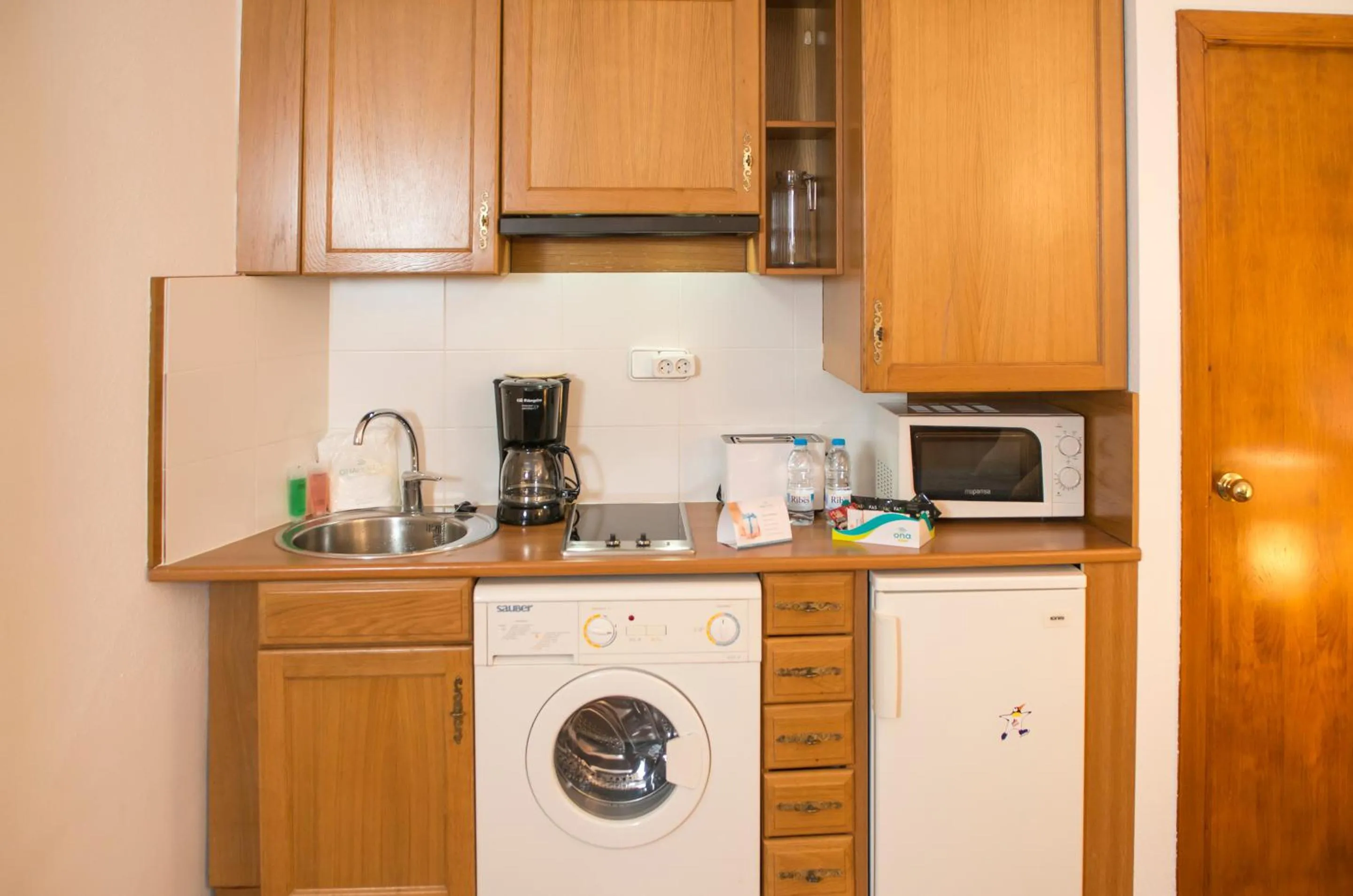 kitchen in Apartamentos Ona Dorada el Tarter