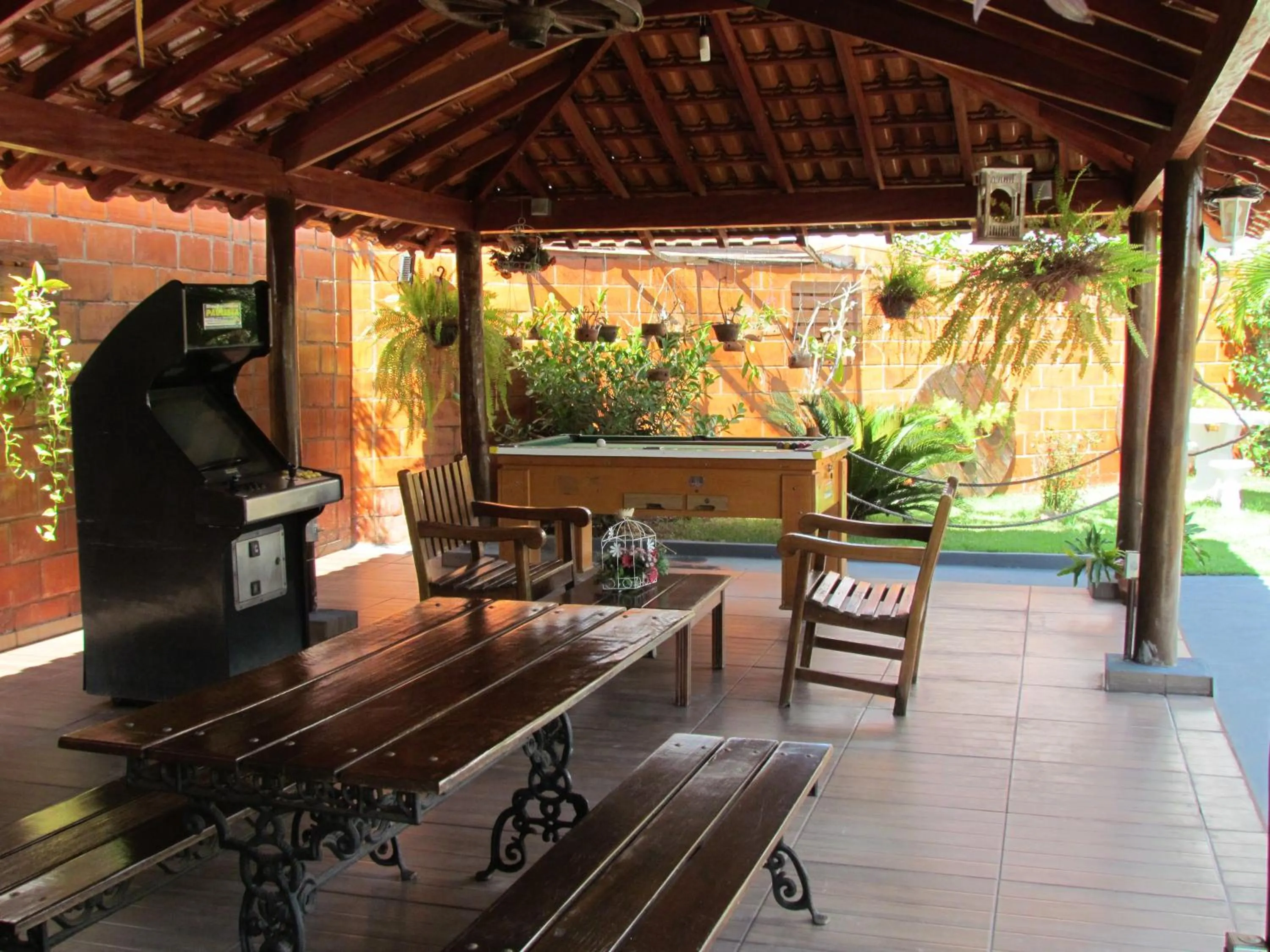 BBQ facilities in Pousada Quinta Das Aroeiras